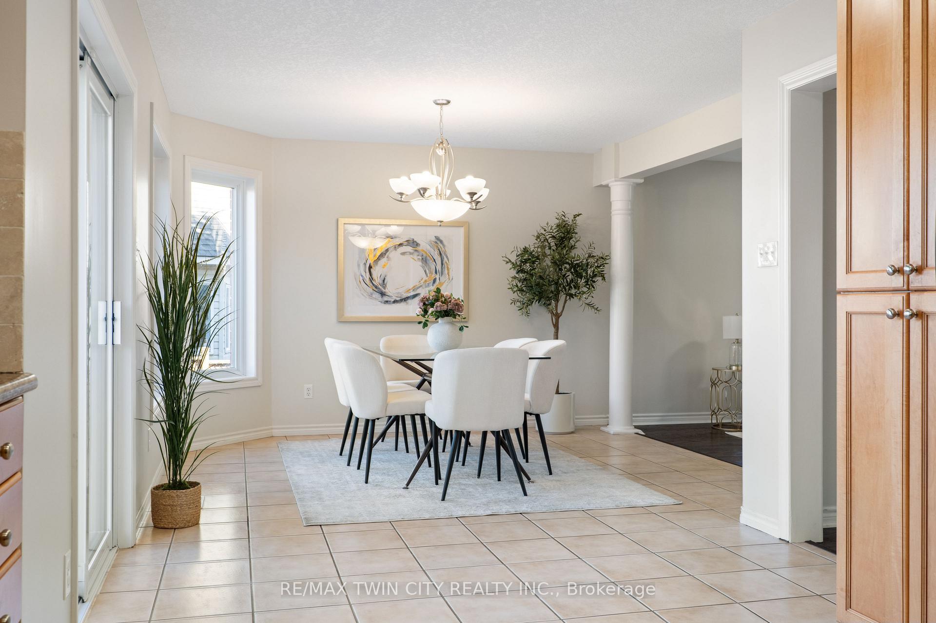 Photo 11 of 176 Pine Valley Drive, Kitchener — HOMEH