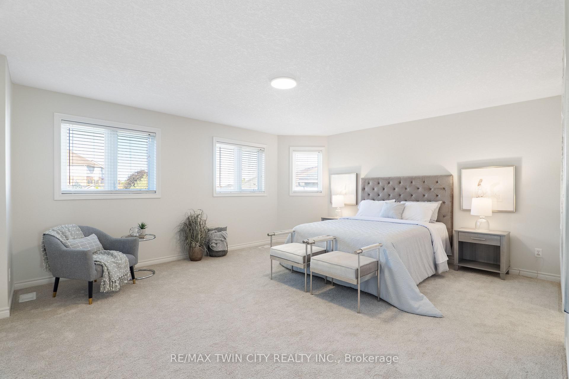 Photo 28 of 176 Pine Valley Drive, Kitchener — HOMEH