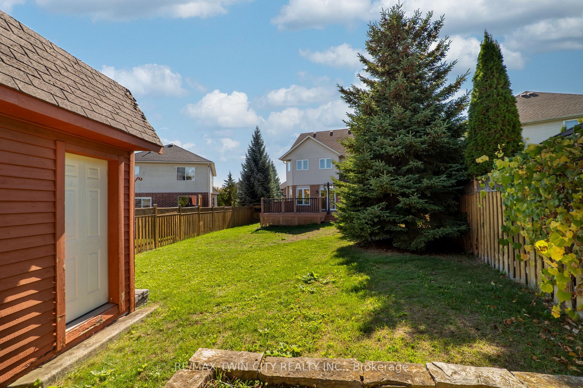Photo 39 of 176 Pine Valley Drive, Kitchener — HOMEH