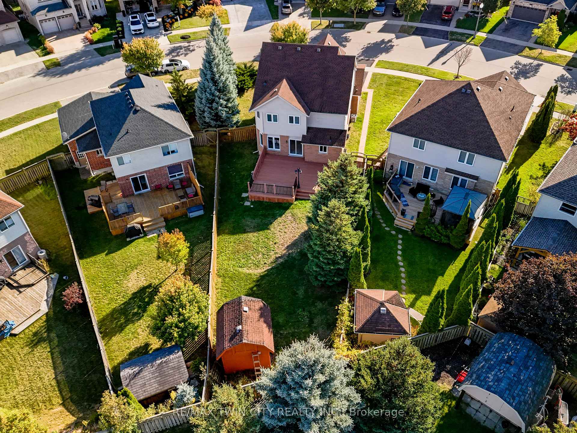 Photo 46 of 176 Pine Valley Drive, Kitchener — HOMEH