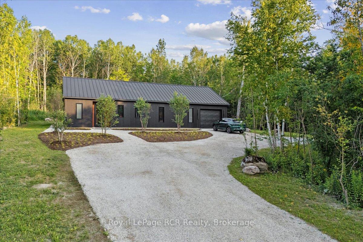 Photo 2 of 350381 Concession A, Meaford — HOMEH