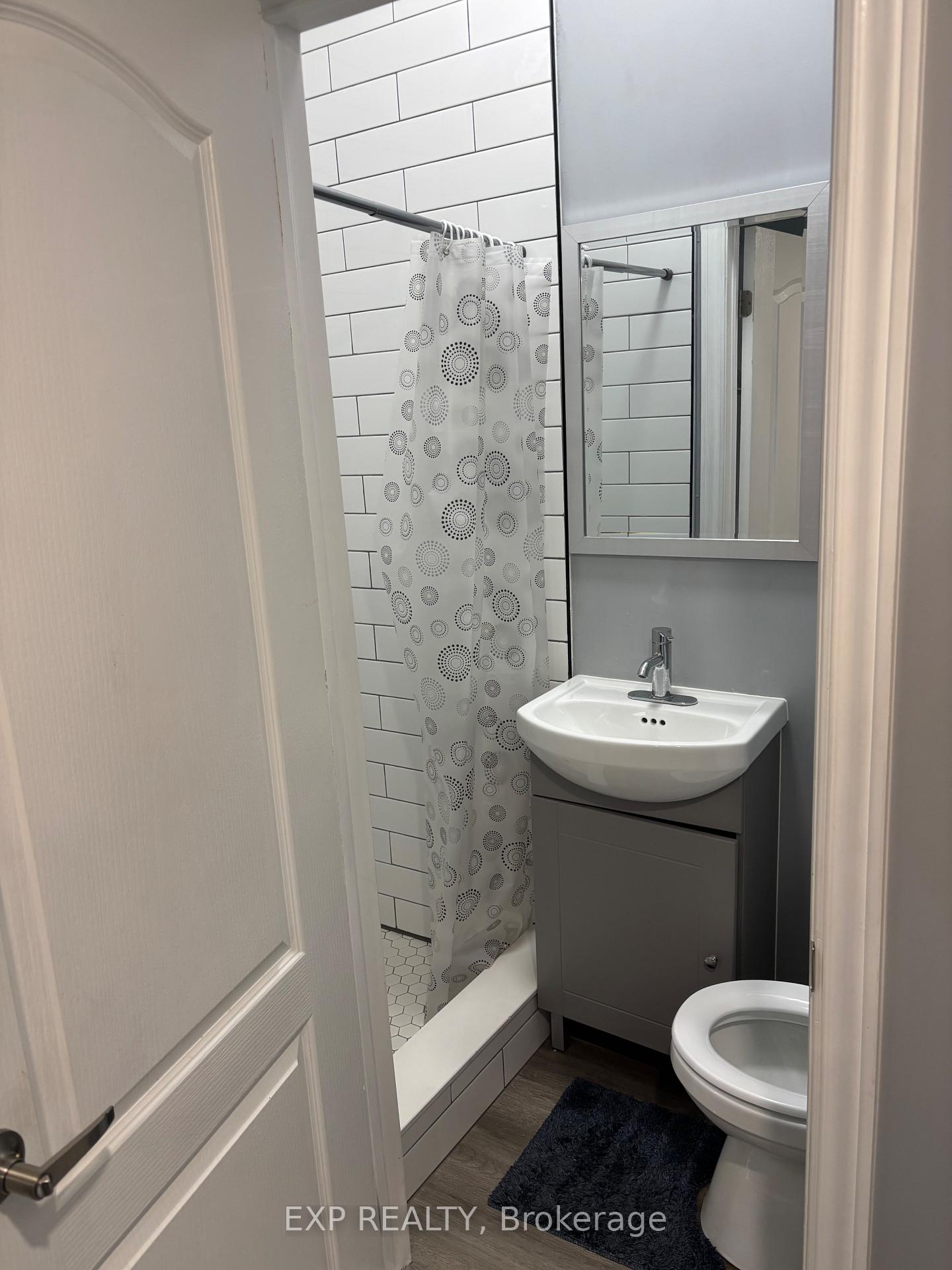 Photo 8 of Unit 3, 123 Macnab Street S, Hamilton, Durand — HOMEH