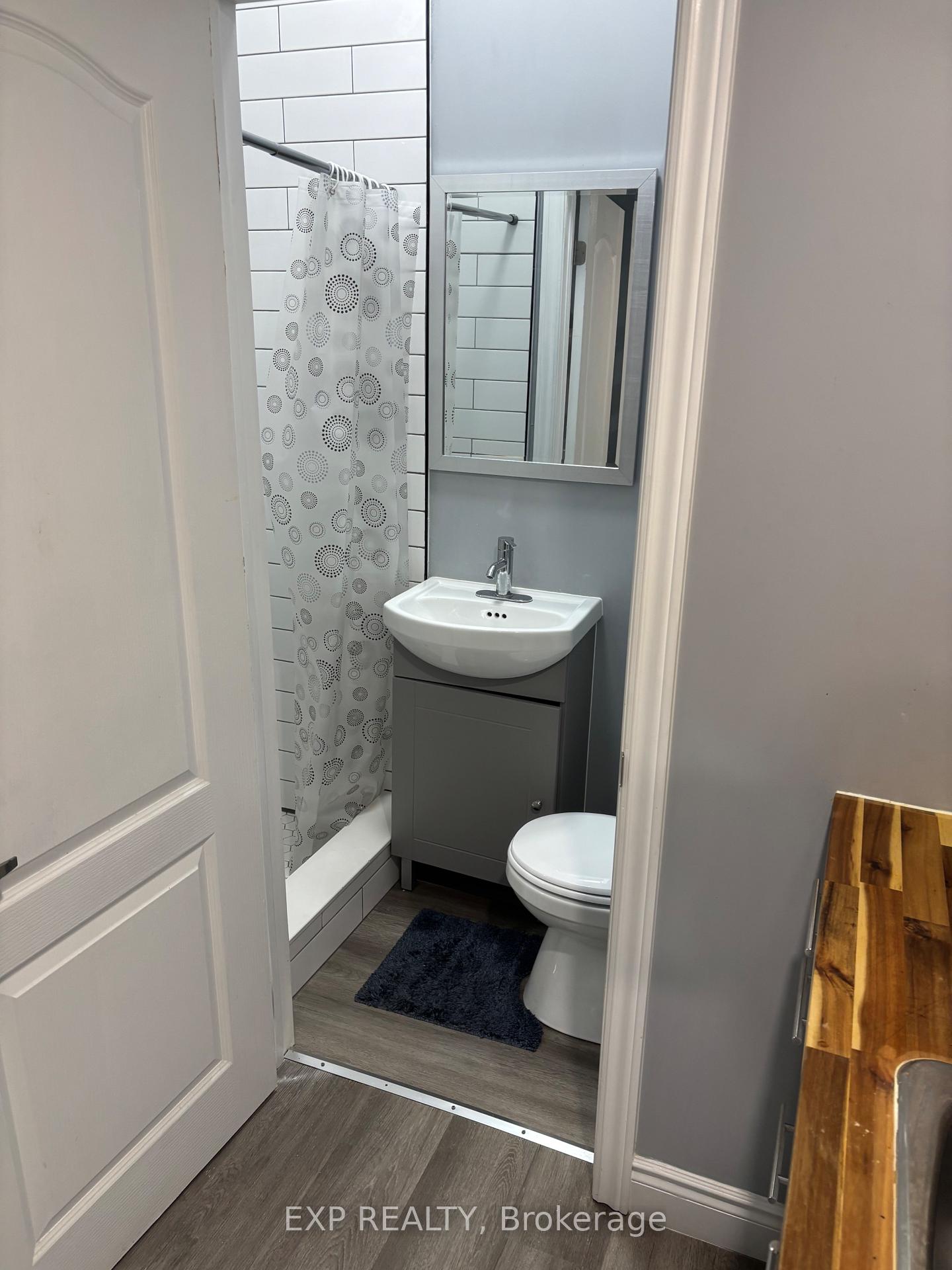 Photo 9 of Unit 3, 123 Macnab Street S, Hamilton, Durand — HOMEH