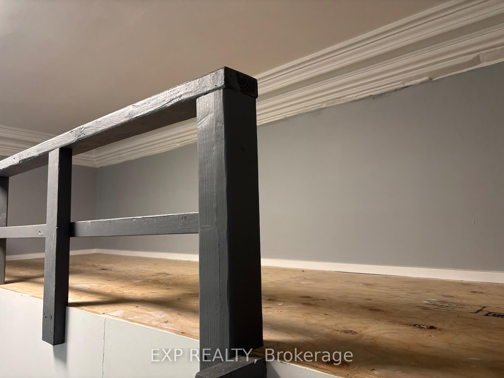 Photo 11 of Unit 3, 123 Macnab Street S, Hamilton, Durand — HOMEH