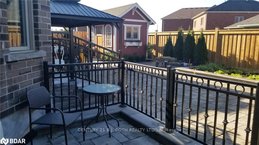 Photo 5 of Unit B, 1668 Angus Street, Innisfil, Alcona — HOMEH