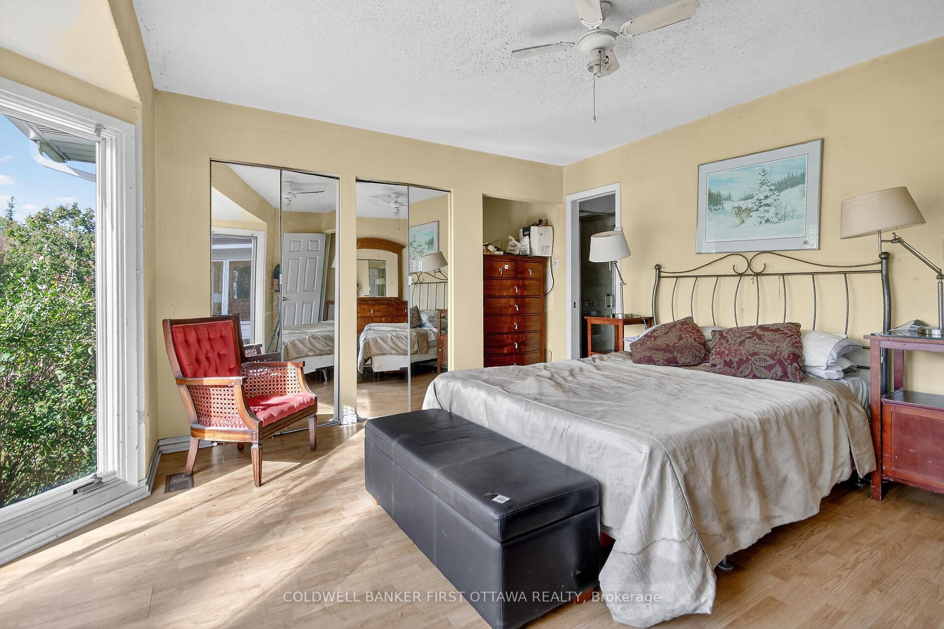 Photo 14 of 5228 McLean Crescent, Ottawa, Manotick Long Island & Nicholls Island — HOMEH