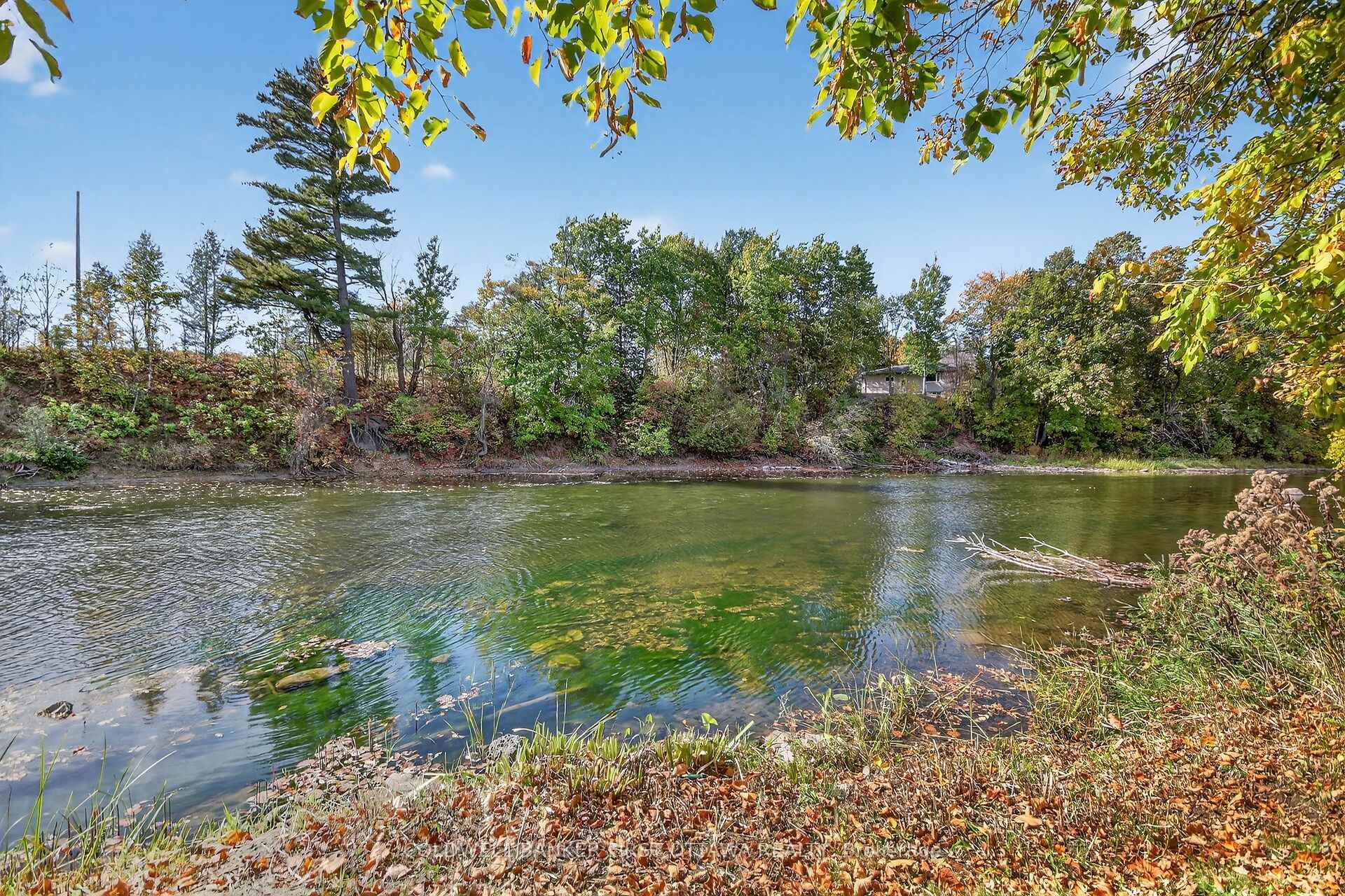 Photo 20 of 5228 McLean Crescent, Ottawa, Manotick Long Island & Nicholls Island — HOMEH