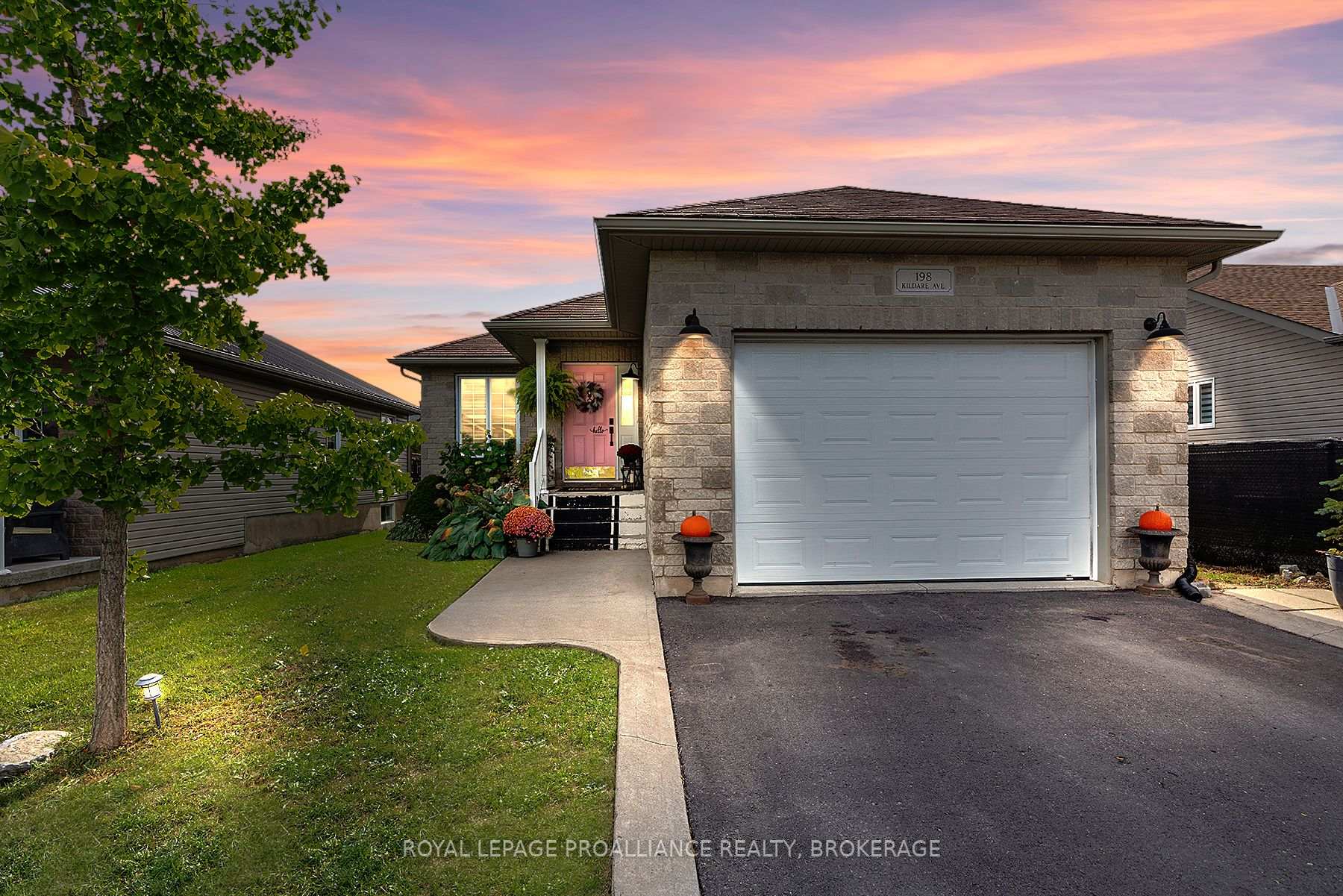 Photo 1 of 198 Kildare Avenue, Loyalist, Amherstview — HOMEH