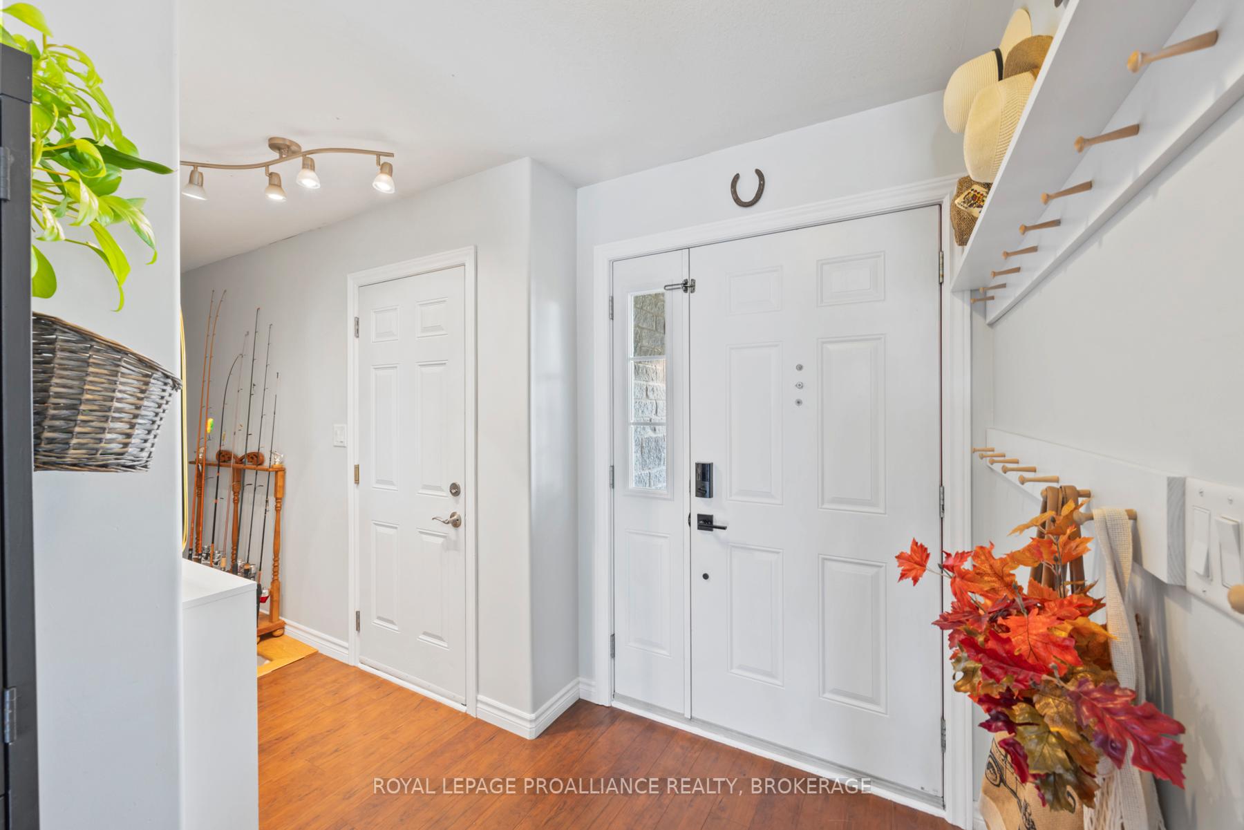 Photo 15 of 198 Kildare Avenue, Loyalist, Amherstview — HOMEH