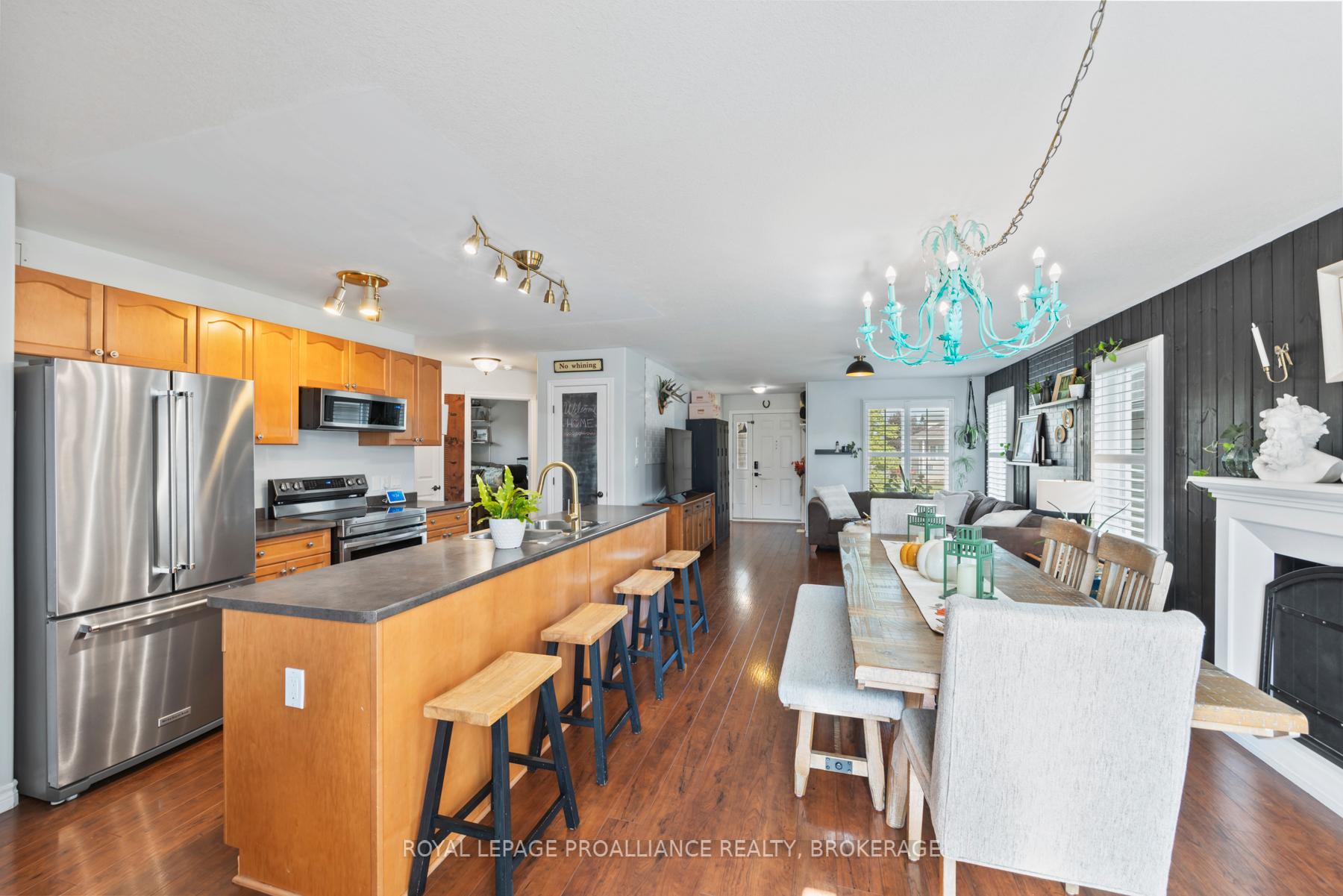 Photo 23 of 198 Kildare Avenue, Loyalist, Amherstview — HOMEH