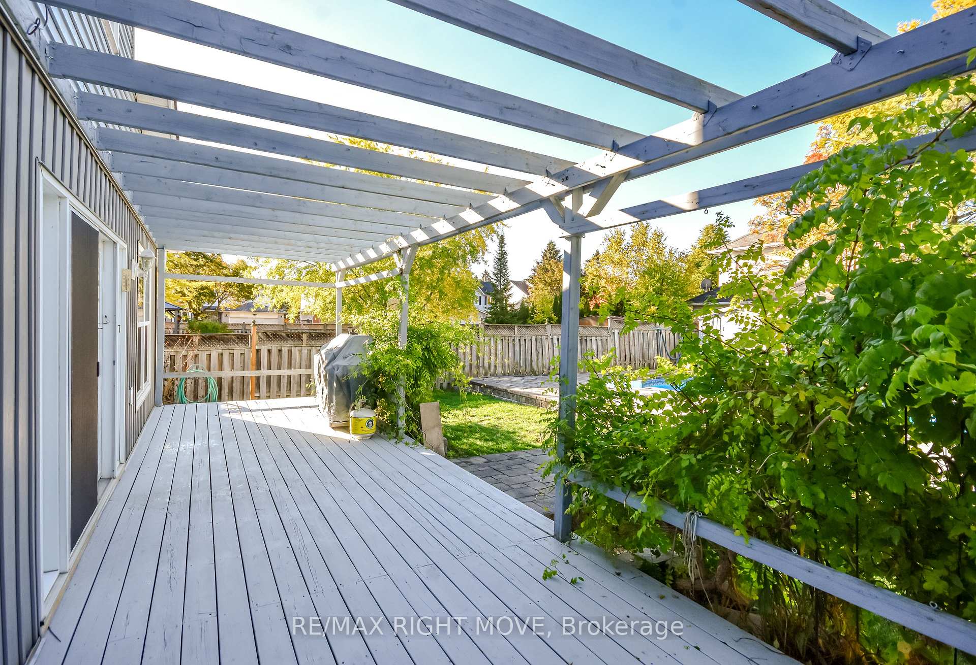Photo 9 of 949 Linden Street, Innisfil, Alcona — HOMEH