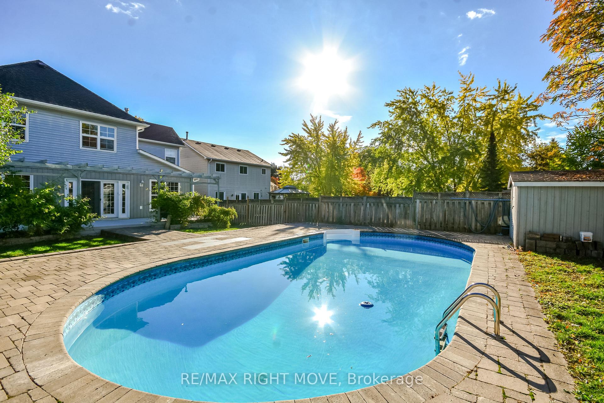 Photo 11 of 949 Linden Street, Innisfil, Alcona — HOMEH