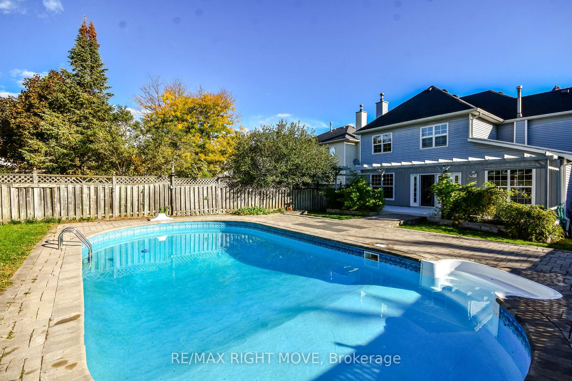 Photo 12 of 949 Linden Street, Innisfil, Alcona — HOMEH
