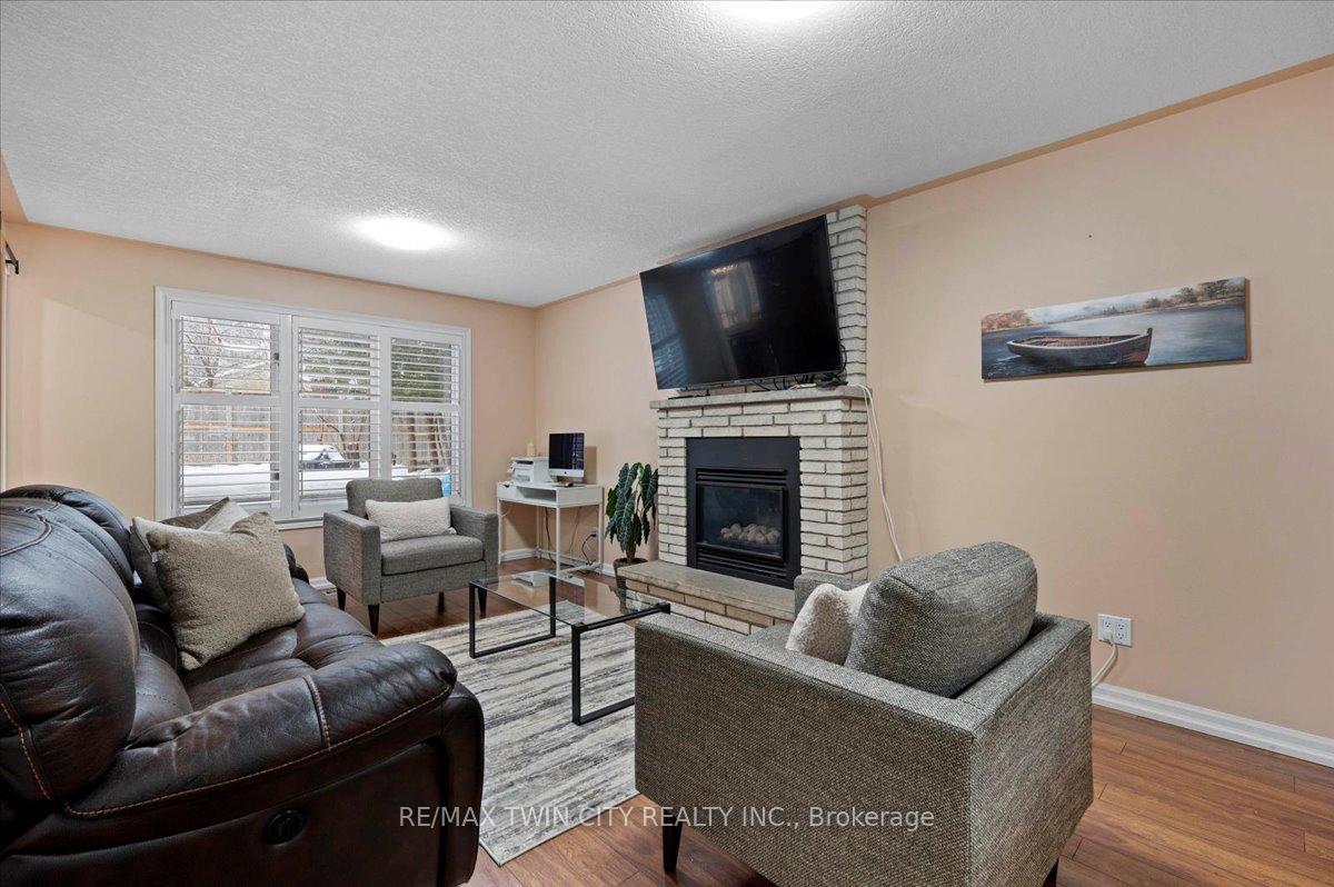 Photo 16 of 7 Chandos Drive, Kitchener — HOMEH