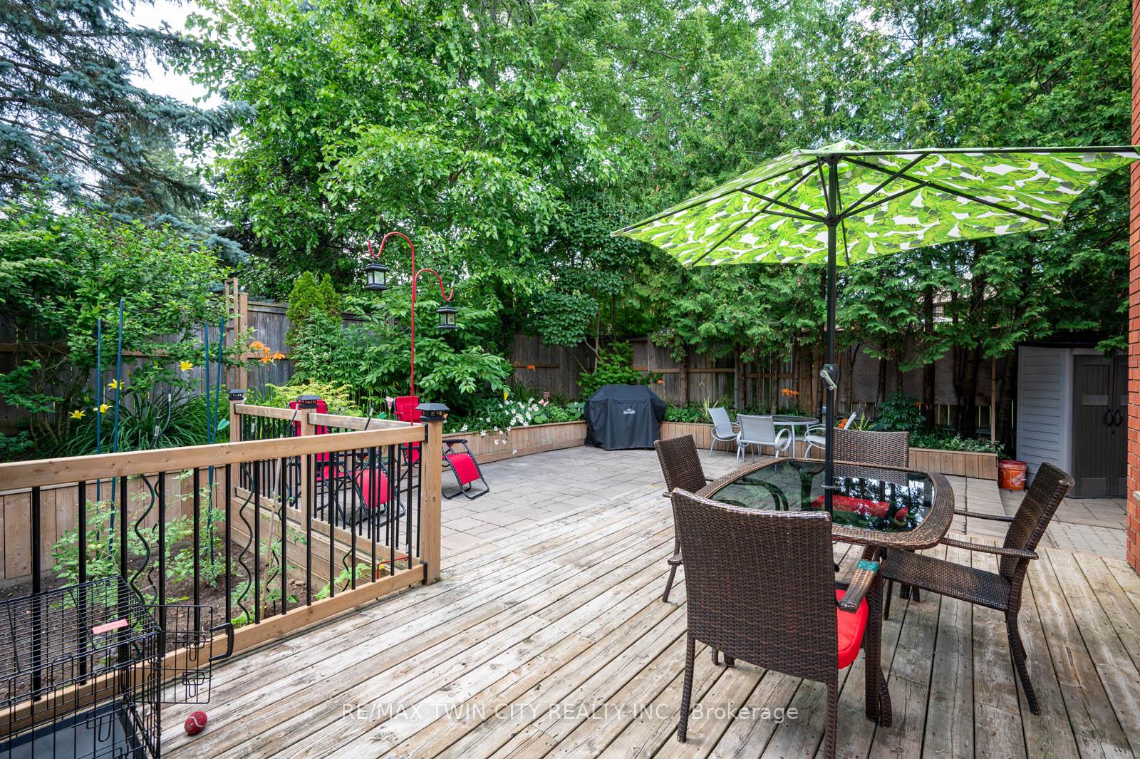 Photo 32 of 7 Chandos Drive, Kitchener — HOMEH