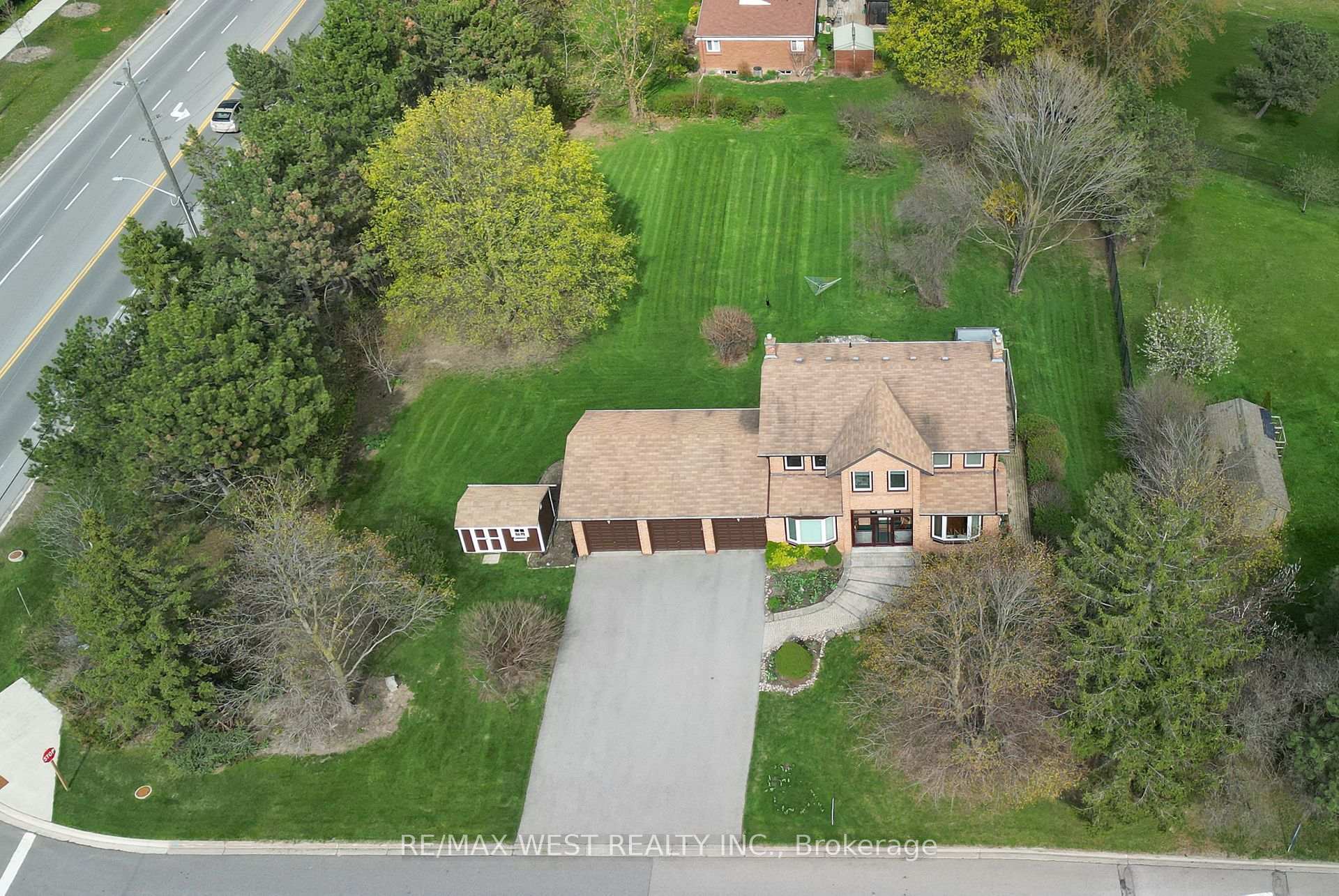 Photo 3 of 3 Henry Gate, King, Nobleton — HOMEH