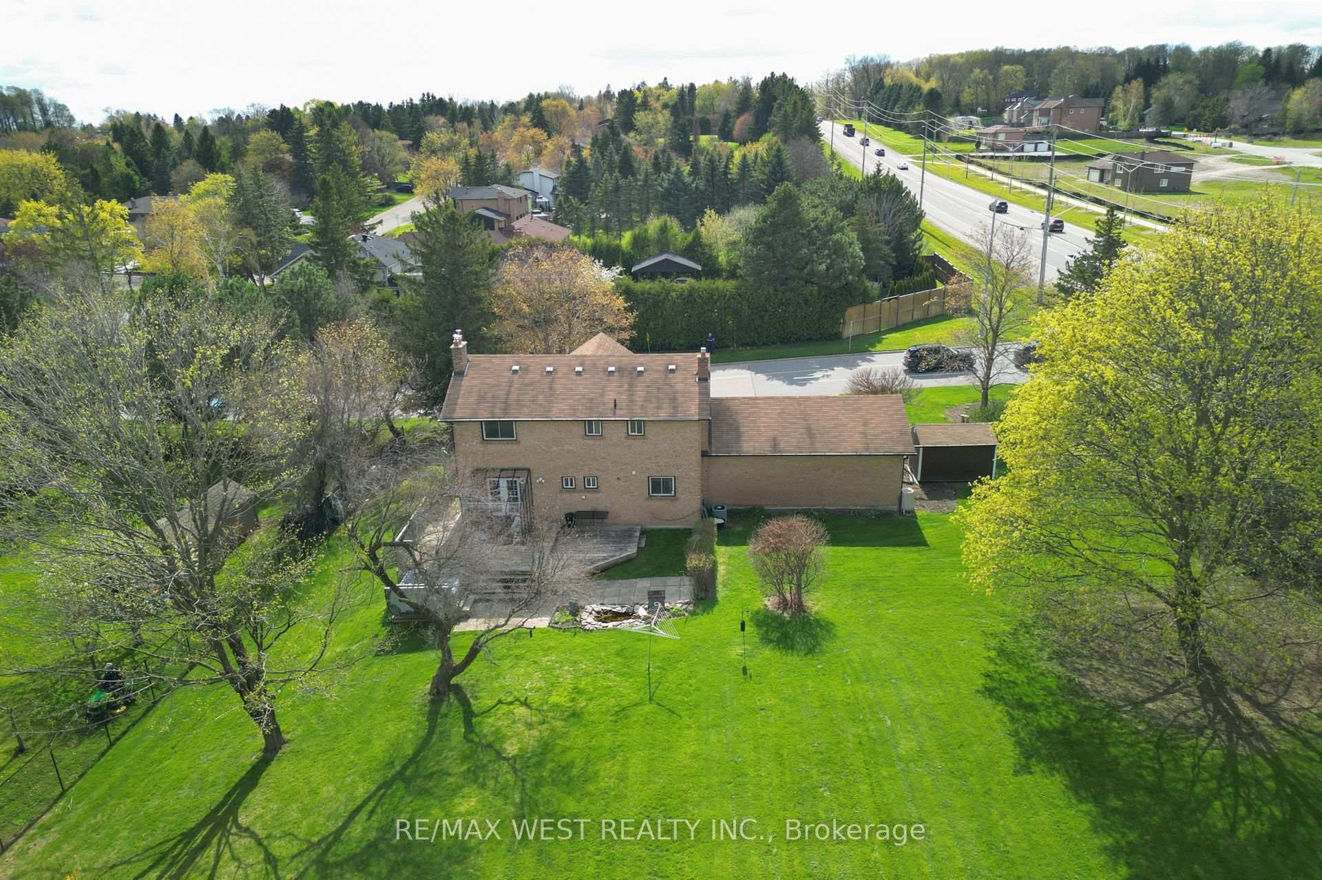 Photo 35 of 3 Henry Gate, King, Nobleton — HOMEH
