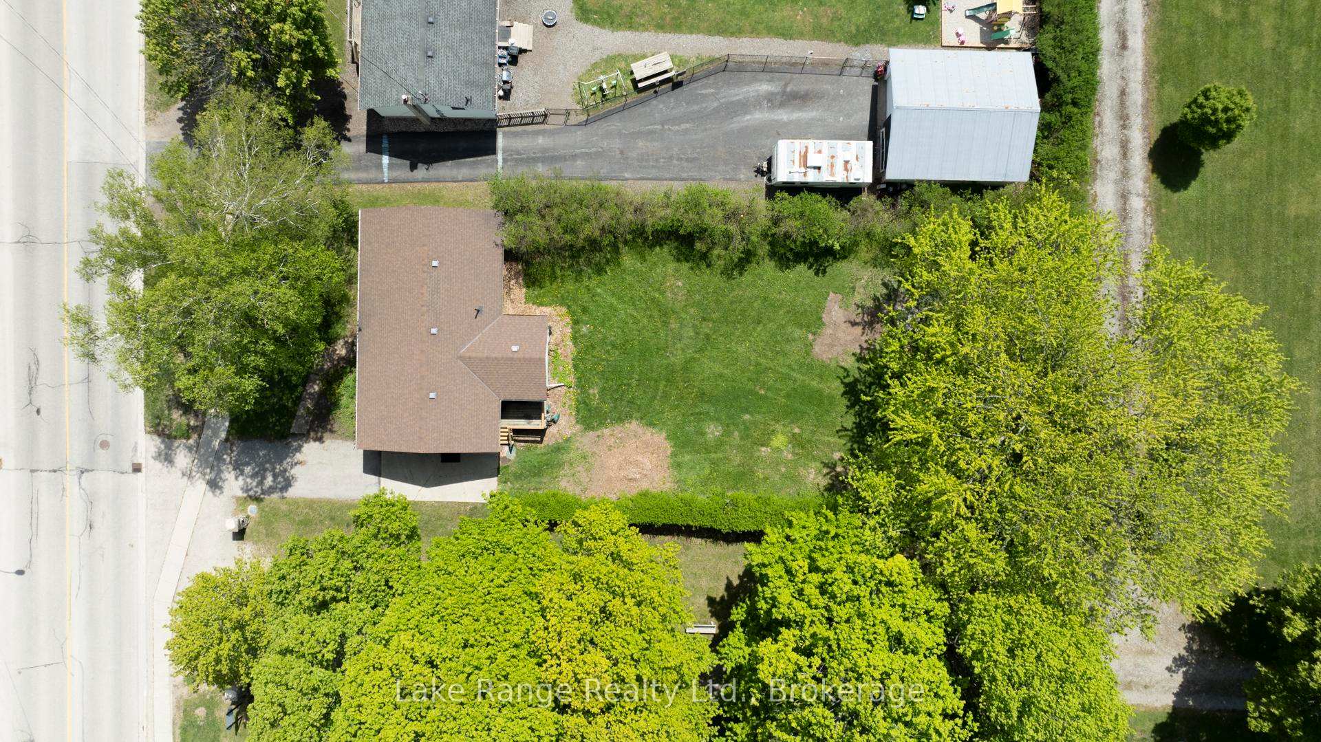 Photo 6 of 47 King Street, Kincardine — HOMEH