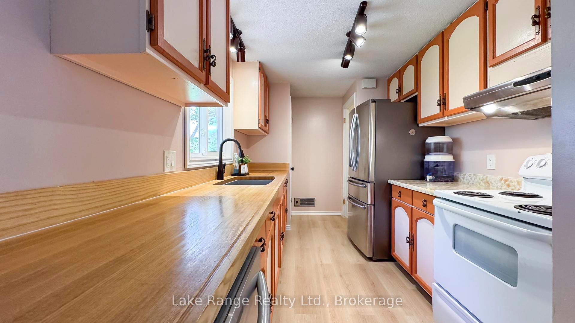 Photo 17 of 47 King Street, Kincardine — HOMEH