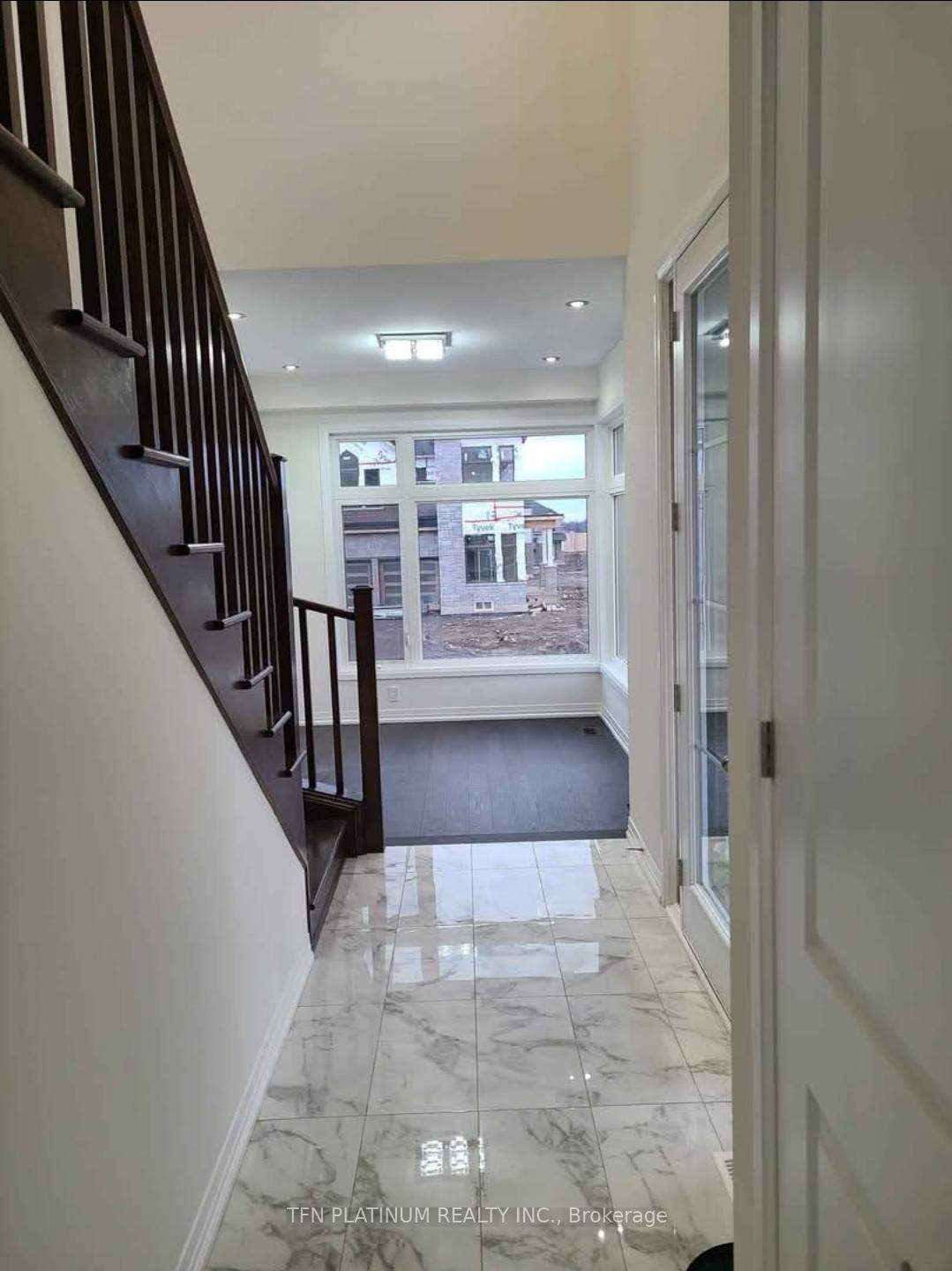 Photo 6 of 144 Fairey Crescent, Hamilton, Mount Hope — HOMEH