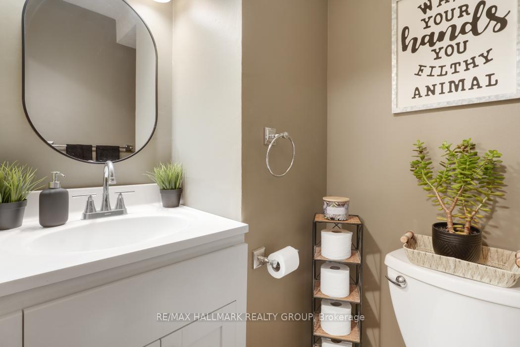 Photo 4 of 5498 Edgewater Drive, Ottawa, Manotick East to Manotick Station — HOMEH