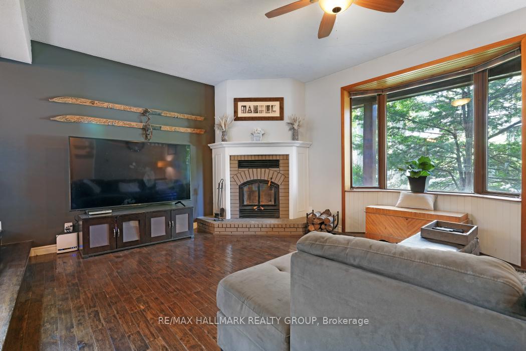 Photo 6 of 5498 Edgewater Drive, Ottawa, Manotick East to Manotick Station — HOMEH