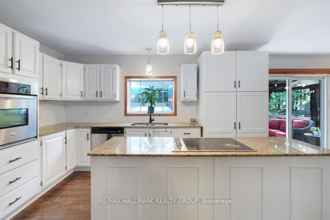 Photo 14 of 5498 Edgewater Drive, Ottawa, Manotick East to Manotick Station — HOMEH