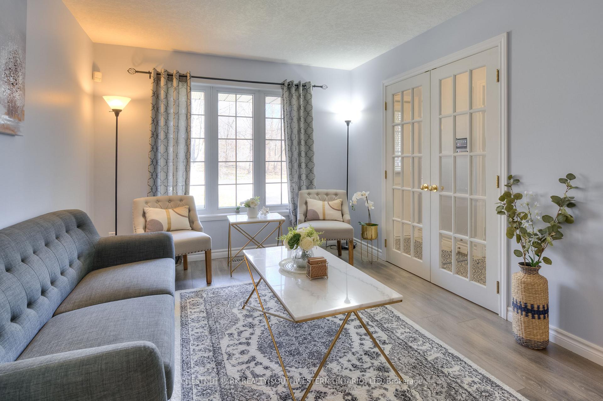 Photo 9 of 578 Old Huron Place, Kitchener — HOMEH