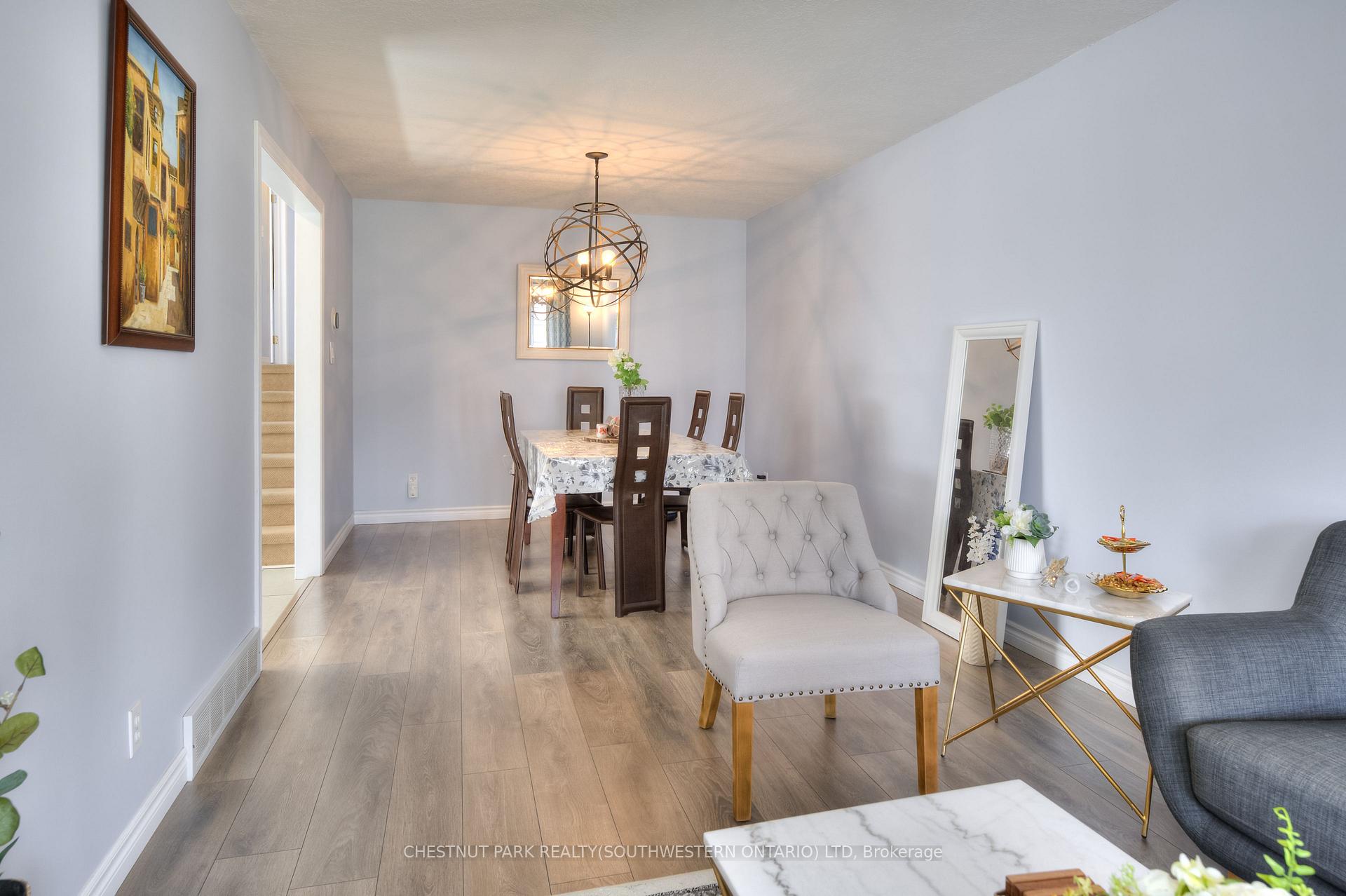 Photo 10 of 578 Old Huron Place, Kitchener — HOMEH