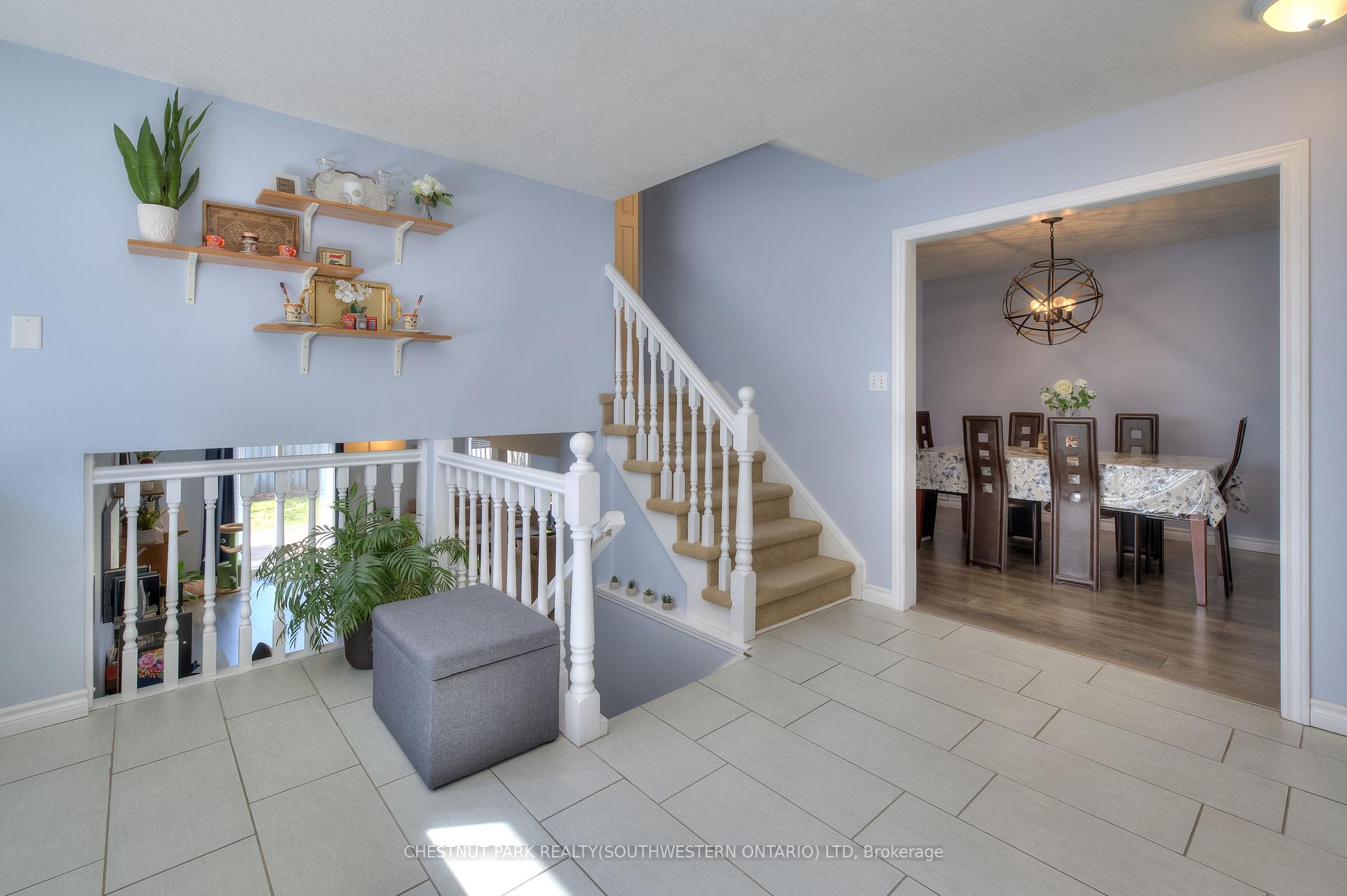 Photo 15 of 578 Old Huron Place, Kitchener — HOMEH