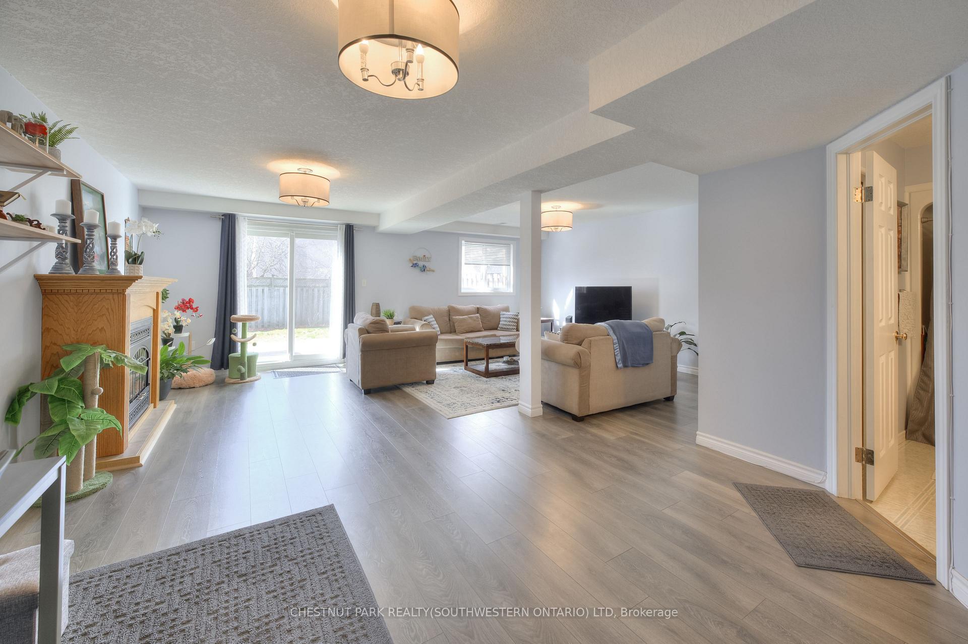 Photo 24 of 578 Old Huron Place, Kitchener — HOMEH