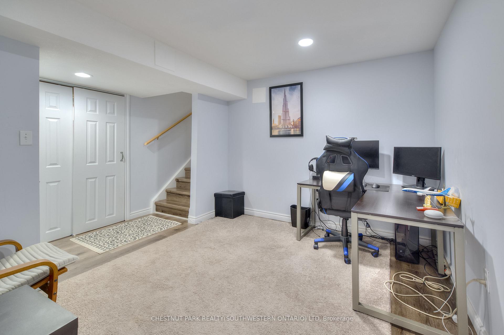 Photo 31 of 578 Old Huron Place, Kitchener — HOMEH