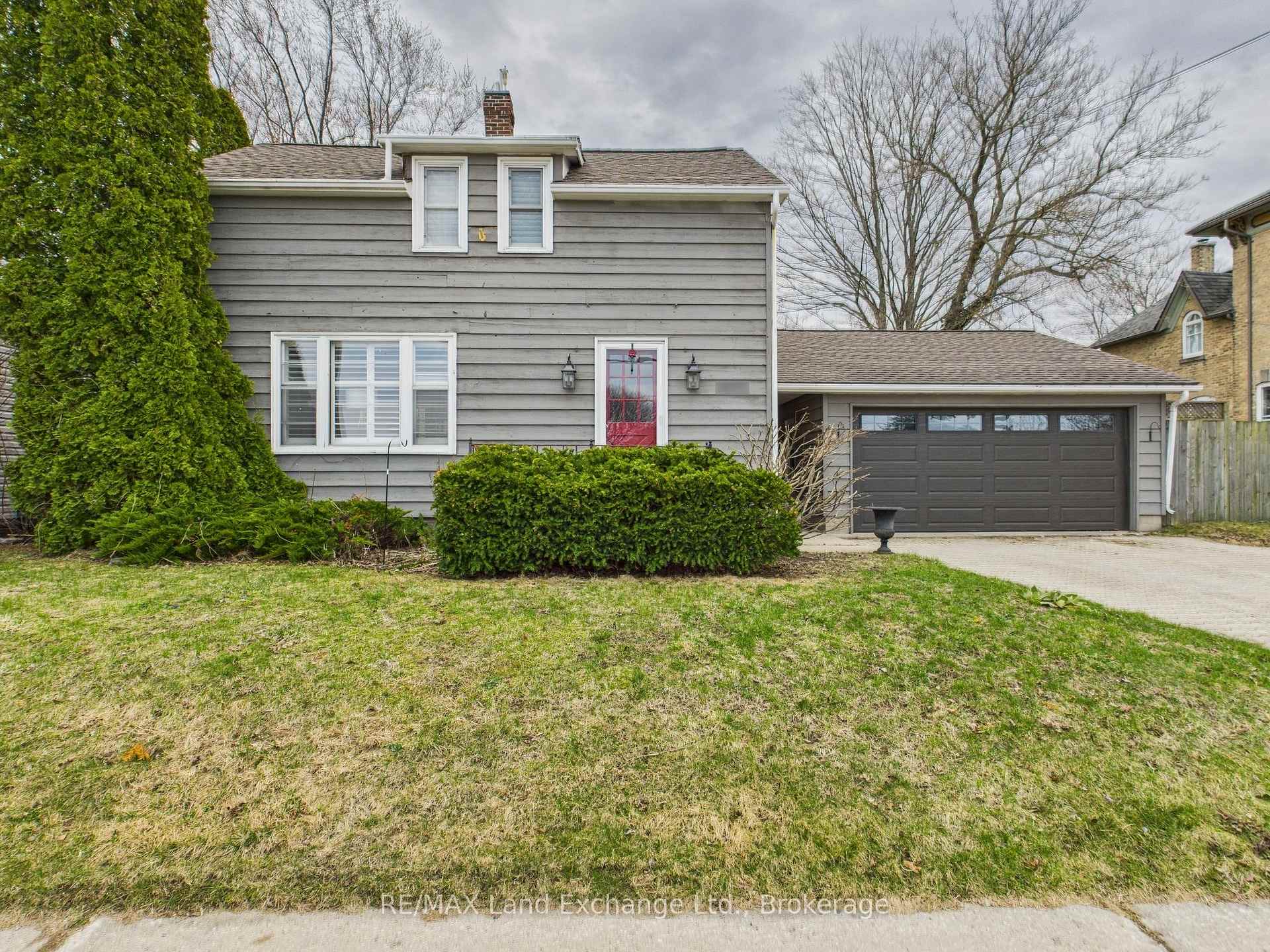 Photo 2 of 1091 Queen Street, Kincardine — HOMEH