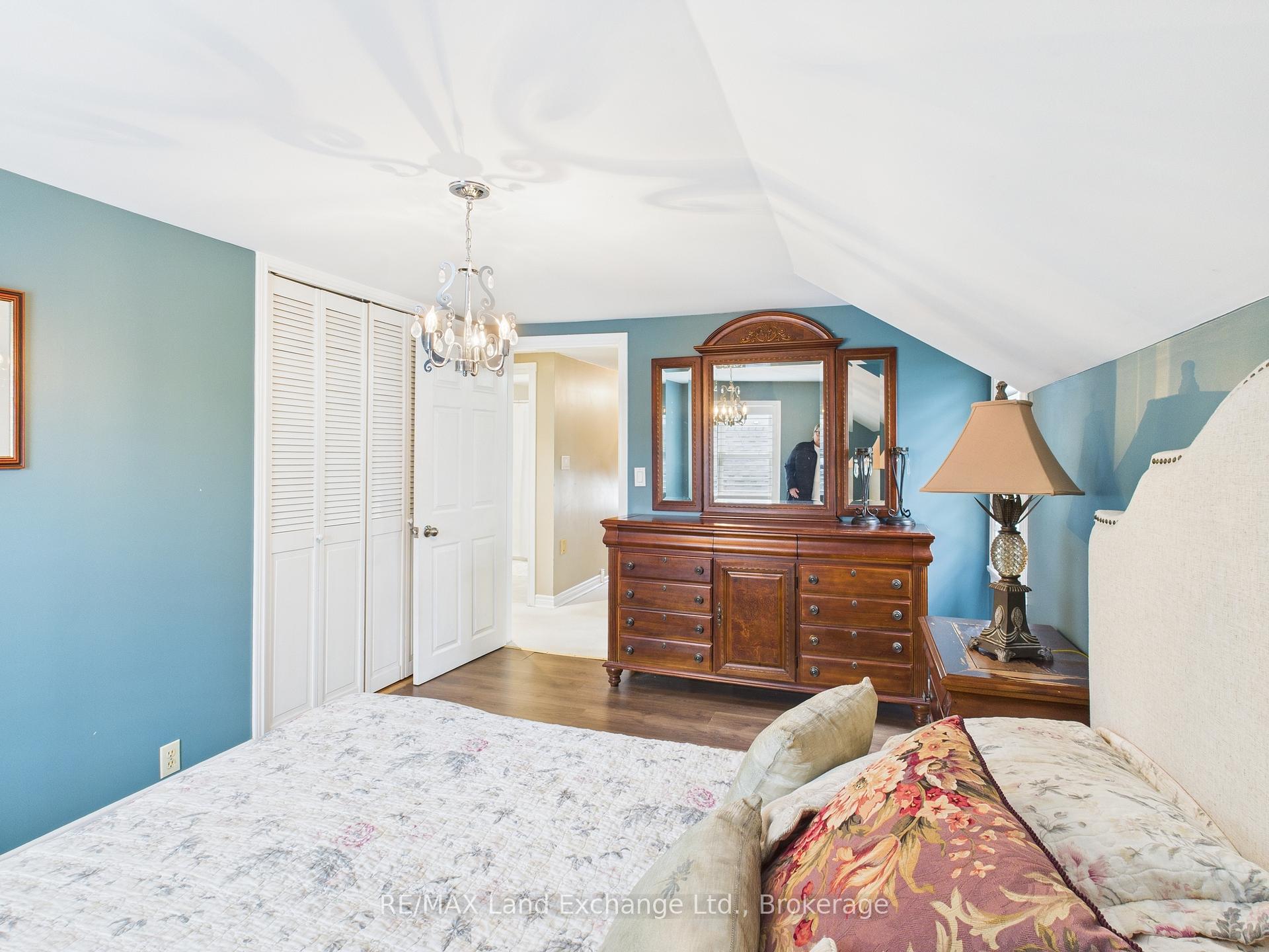 Photo 17 of 1091 Queen Street, Kincardine — HOMEH