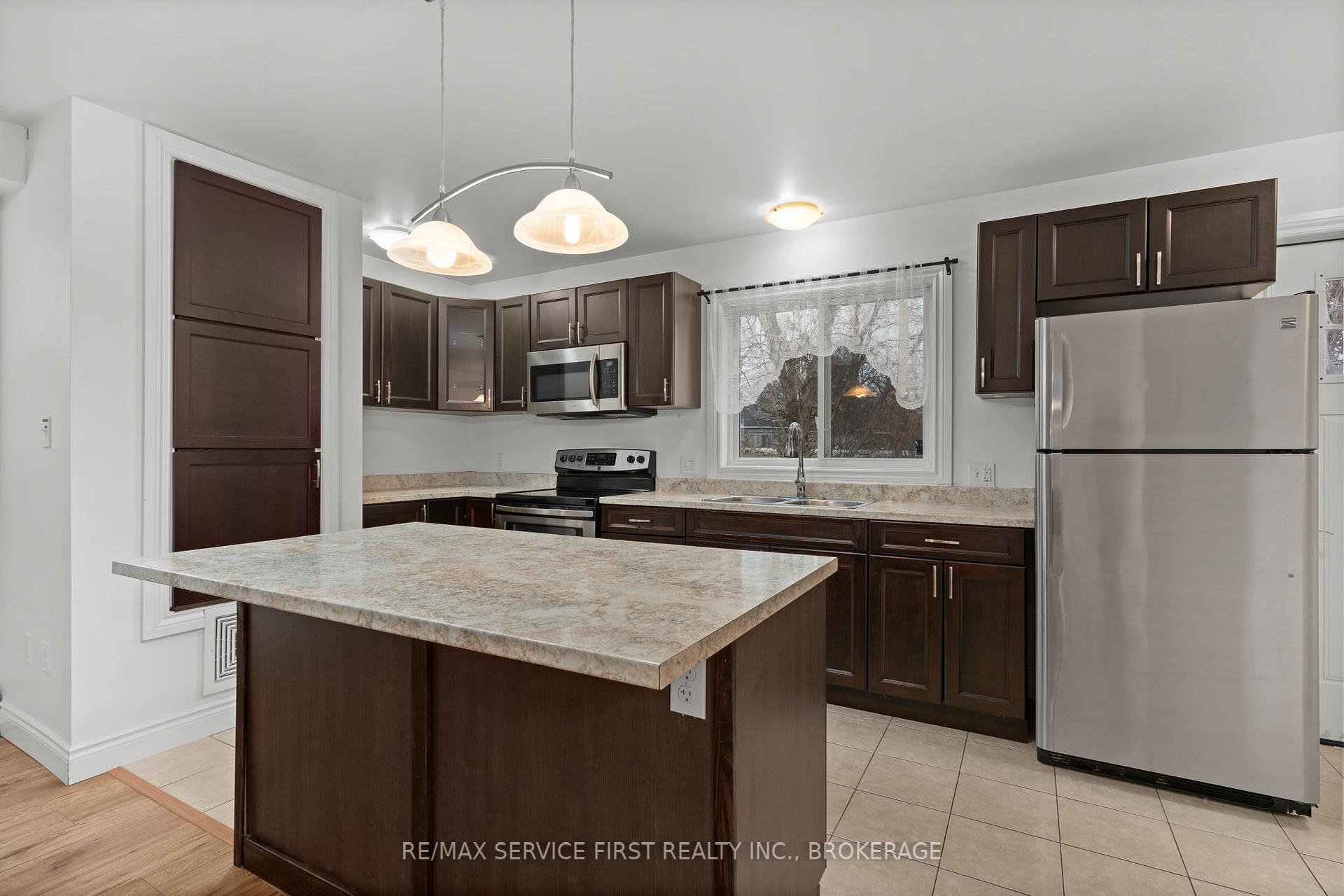 Photo 8 of Unit 3, 770 Progress Avenue, Kingston, South of Taylor-Kidd Blvd — HOMEH