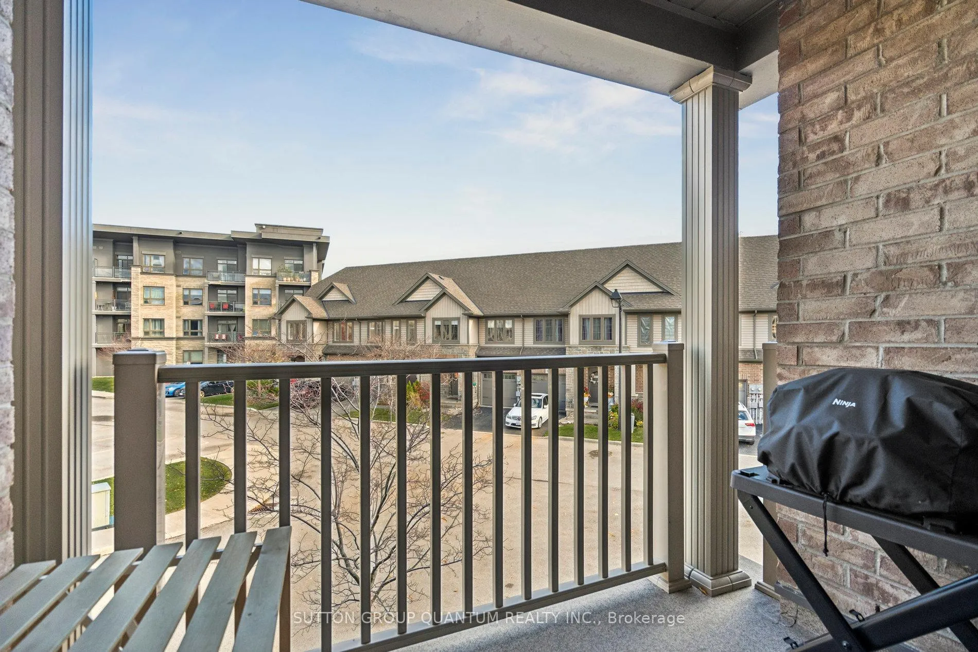 Photo 26 of 18 Lakefront Drive, Hamilton, Lakeshore — HOMEH