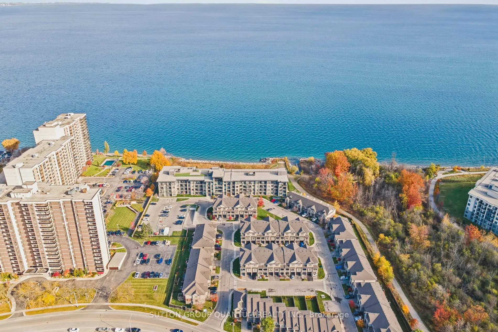 Photo 30 of 18 Lakefront Drive, Hamilton, Lakeshore — HOMEH