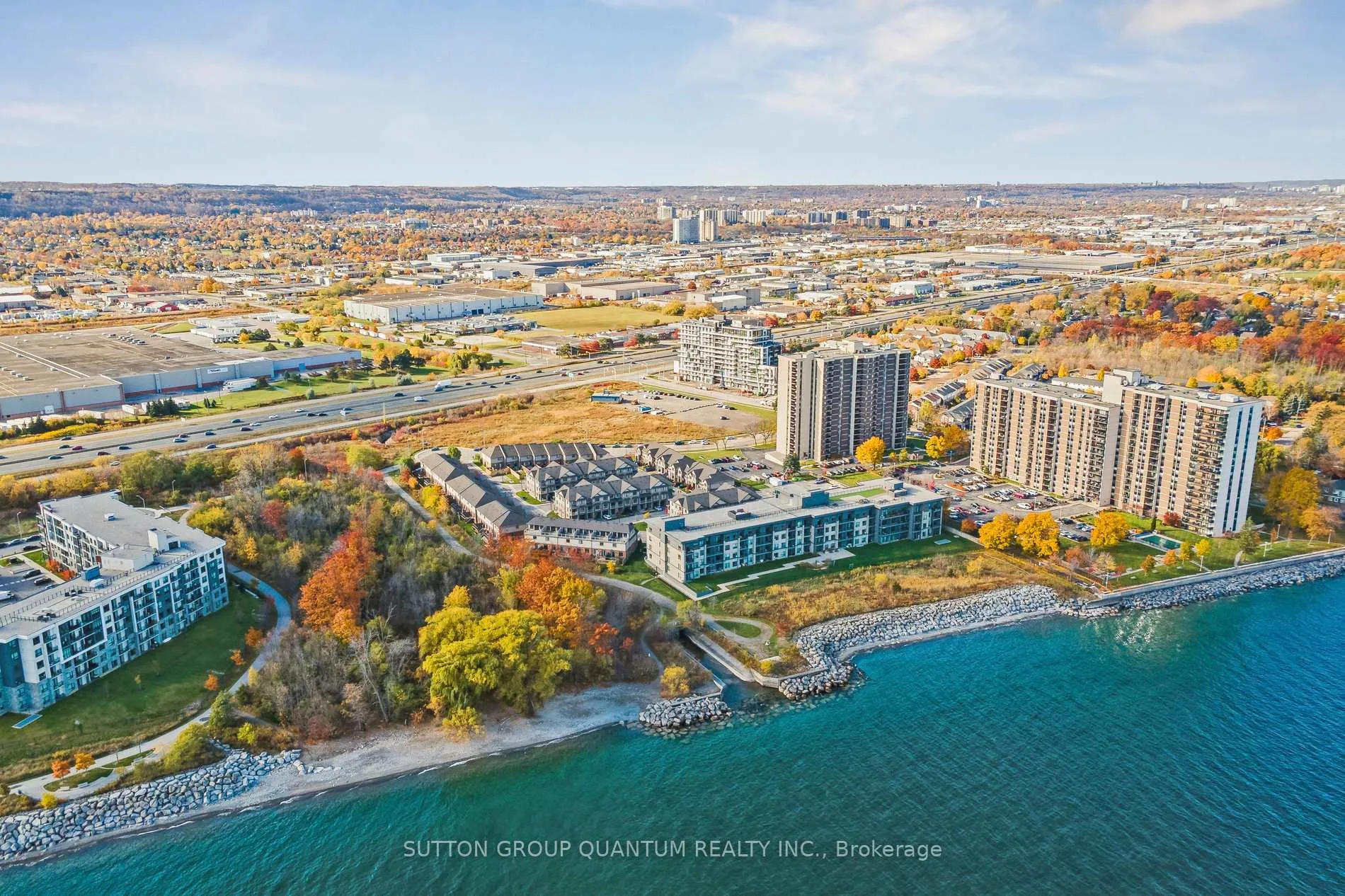 Photo 33 of 18 Lakefront Drive, Hamilton, Lakeshore — HOMEH