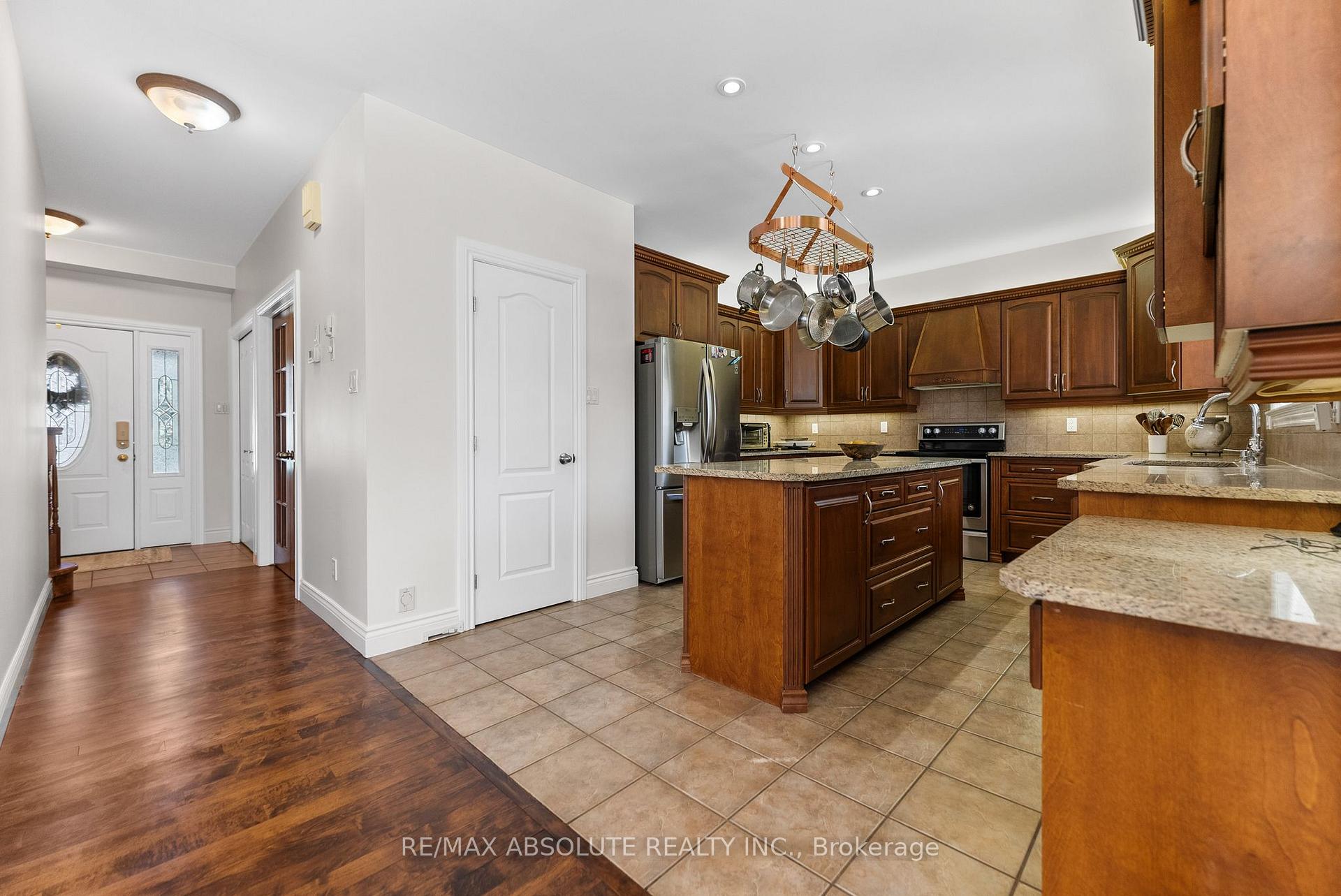 Photo 17 of 803 McKenzie Avenue, McNab/Braeside, Mcnab/Braeside Twps — HOMEH