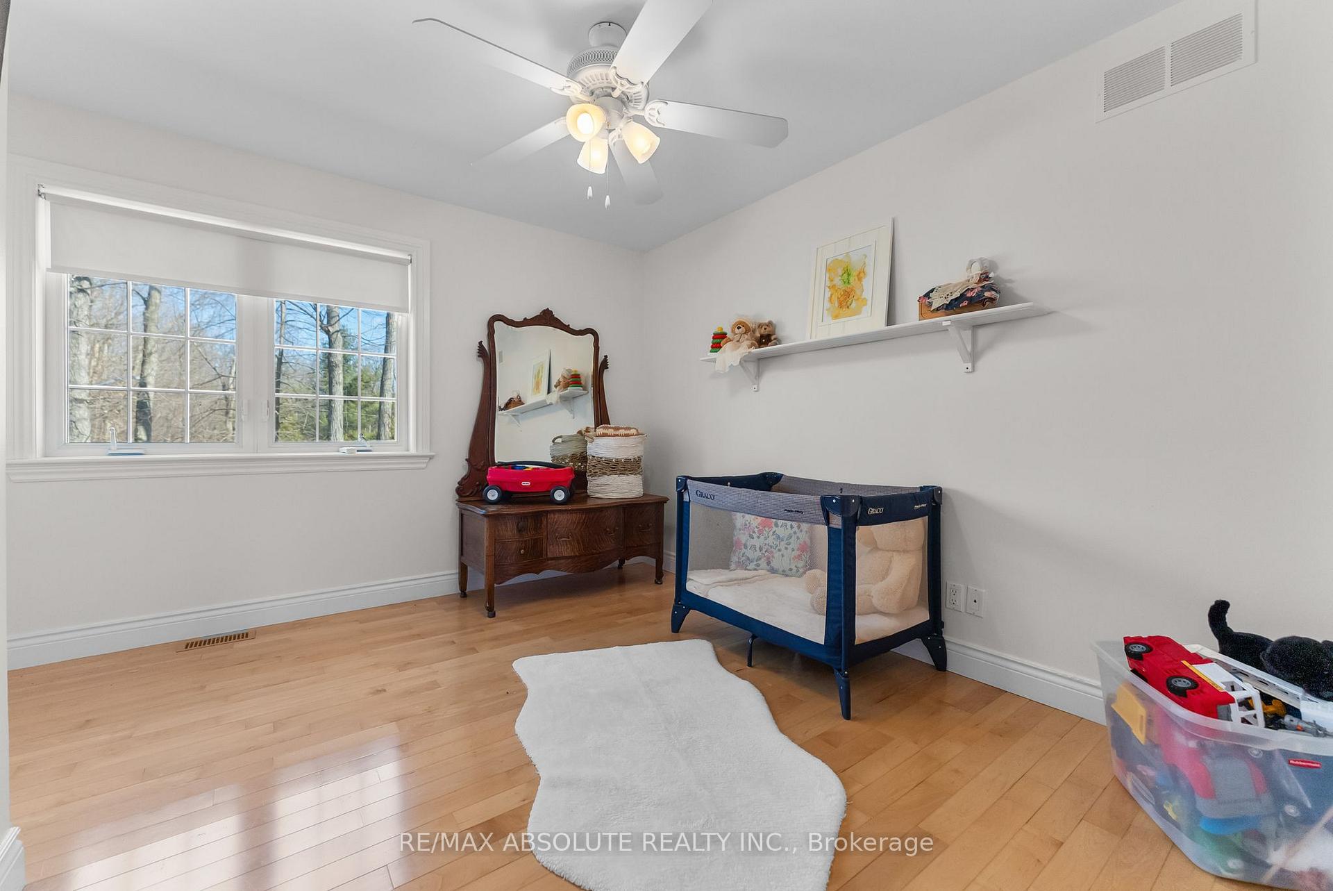 Photo 28 of 803 McKenzie Avenue, McNab/Braeside, Mcnab/Braeside Twps — HOMEH