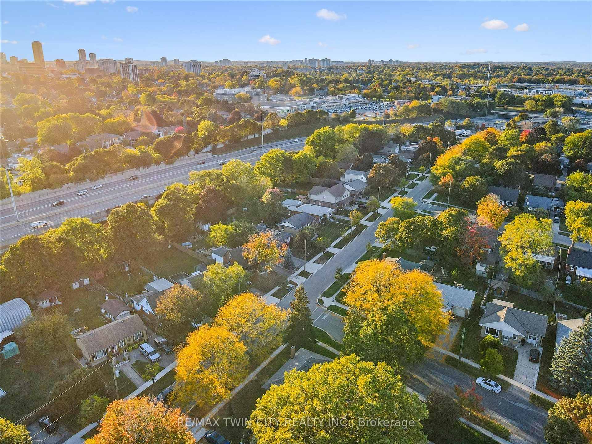 Photo 21 of 180 Becker Street, Kitchener — HOMEH
