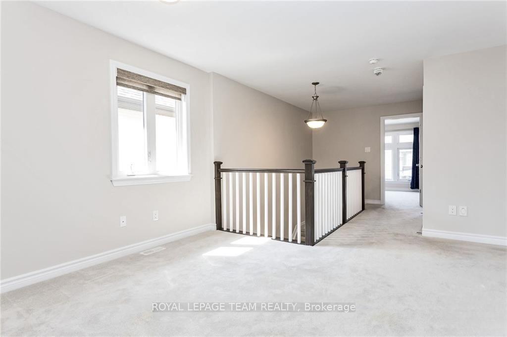 Photo 9 of 174 Shinny Avenue, Ottawa, Kanata - Emerald Meadows/Trailwest — HOMEH