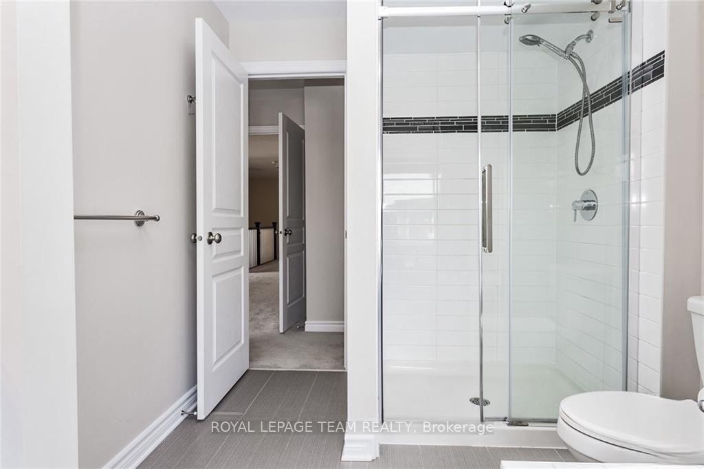 Photo 13 of 174 Shinny Avenue, Ottawa, Kanata - Emerald Meadows/Trailwest — HOMEH