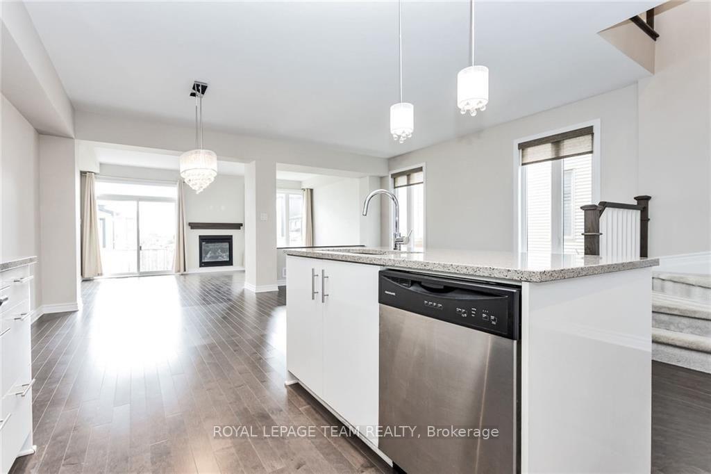 Photo 18 of 174 Shinny Avenue, Ottawa, Kanata - Emerald Meadows/Trailwest — HOMEH