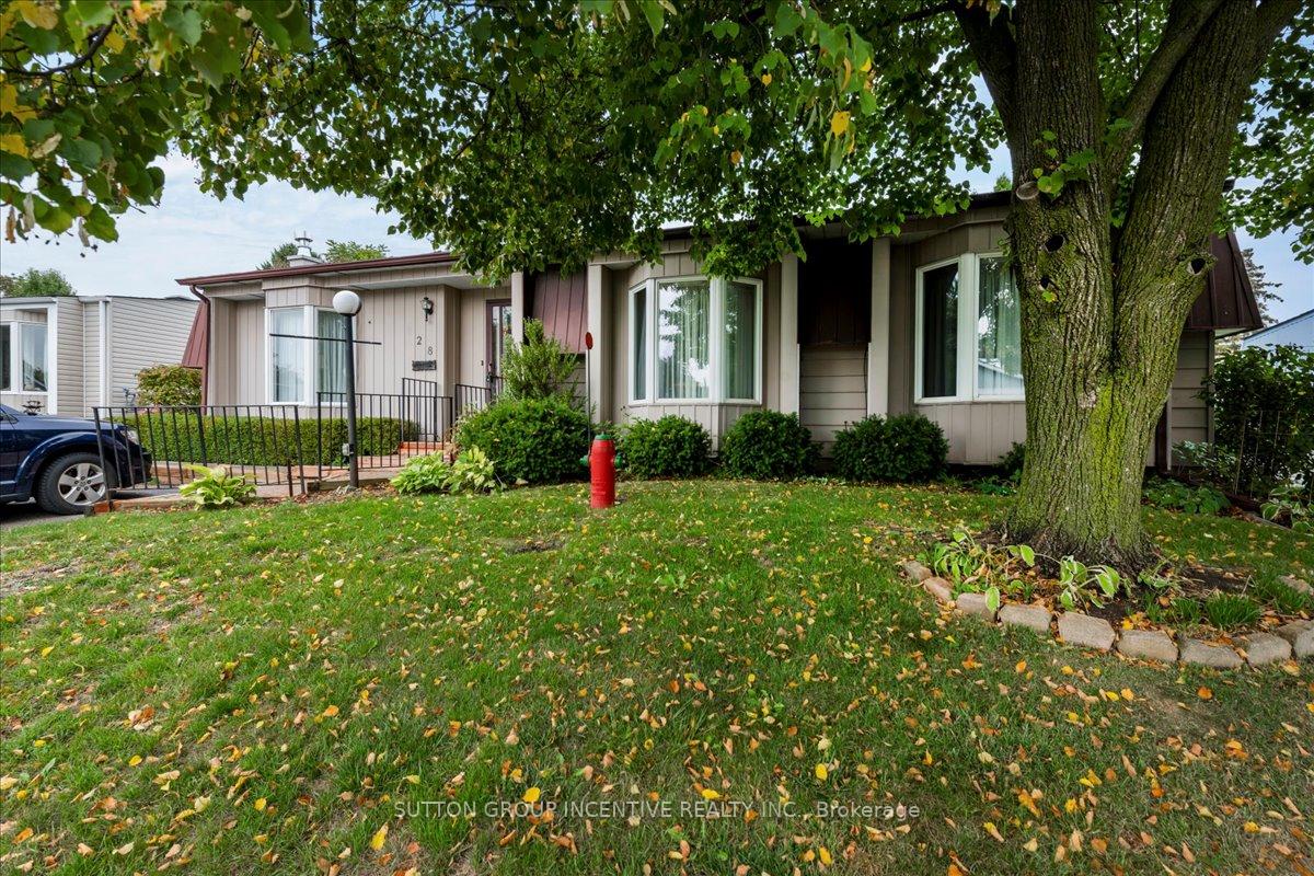 Photo 2 of 28 Linden Lane, Innisfil, Rural Innisfil — HOMEH