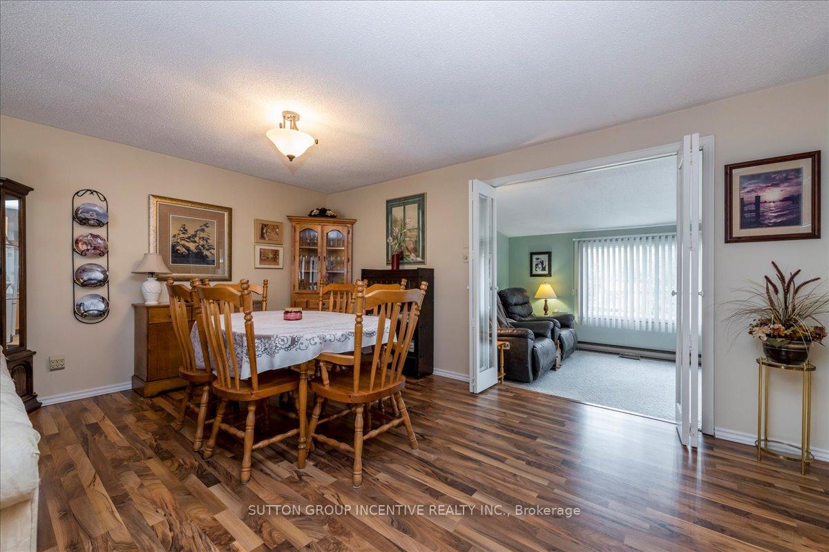 Photo 6 of 28 Linden Lane, Innisfil, Rural Innisfil — HOMEH