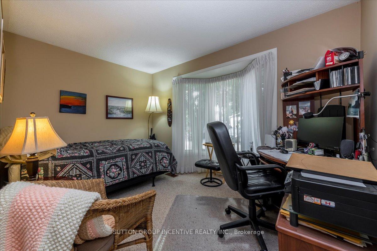 Photo 14 of 28 Linden Lane, Innisfil, Rural Innisfil — HOMEH