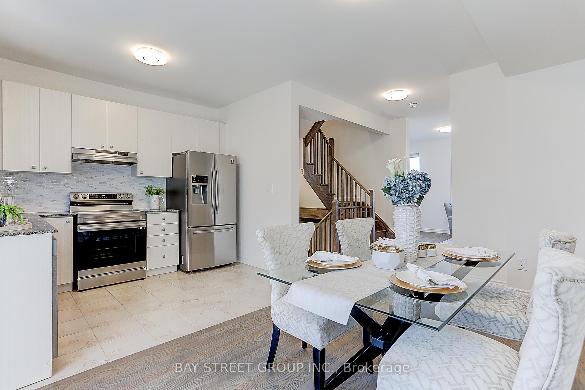 Photo 6 of 12 Chicago Lane, Markham, Wismer — HOMEH