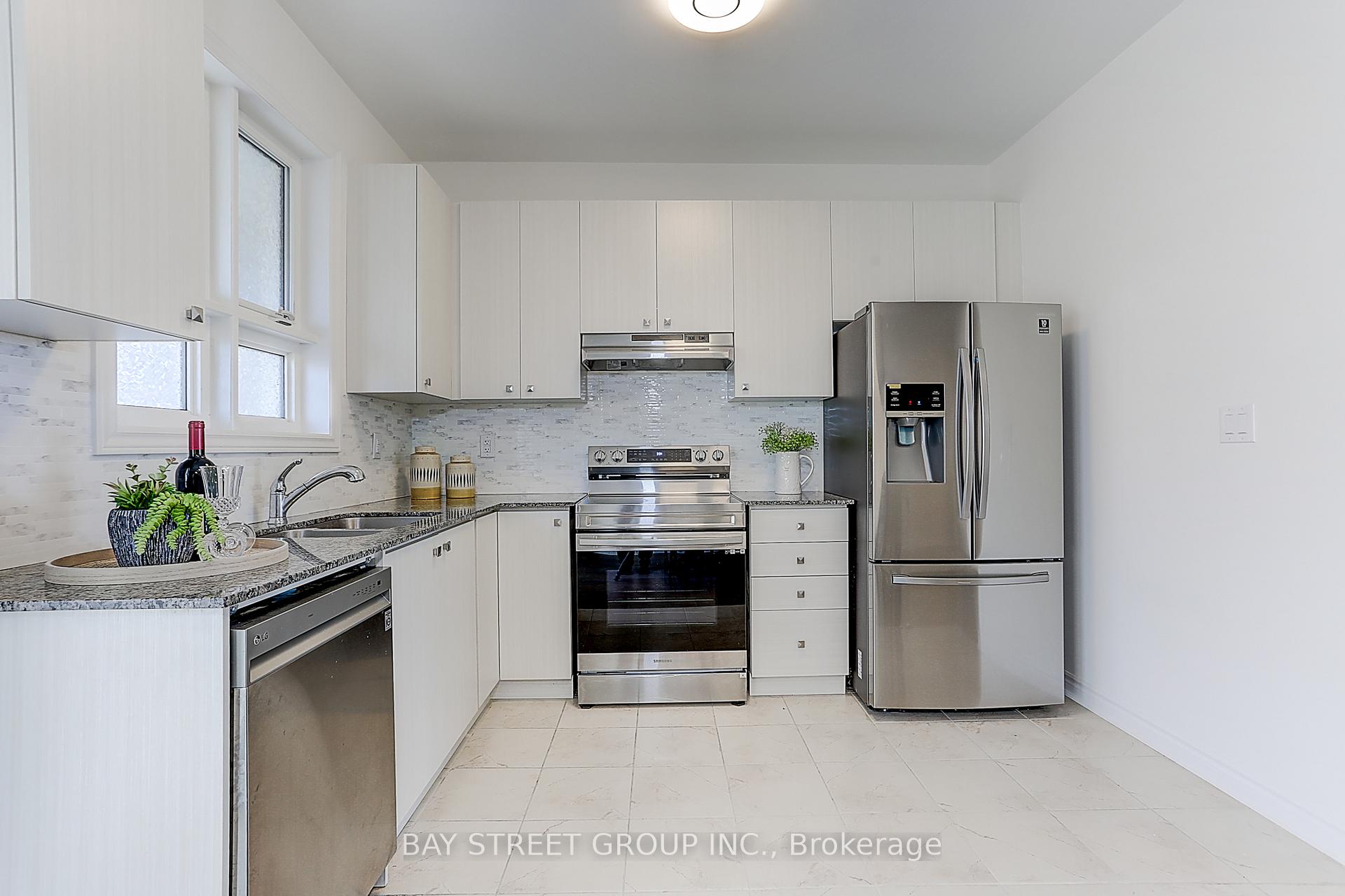 Photo 9 of 12 Chicago Lane, Markham, Wismer — HOMEH