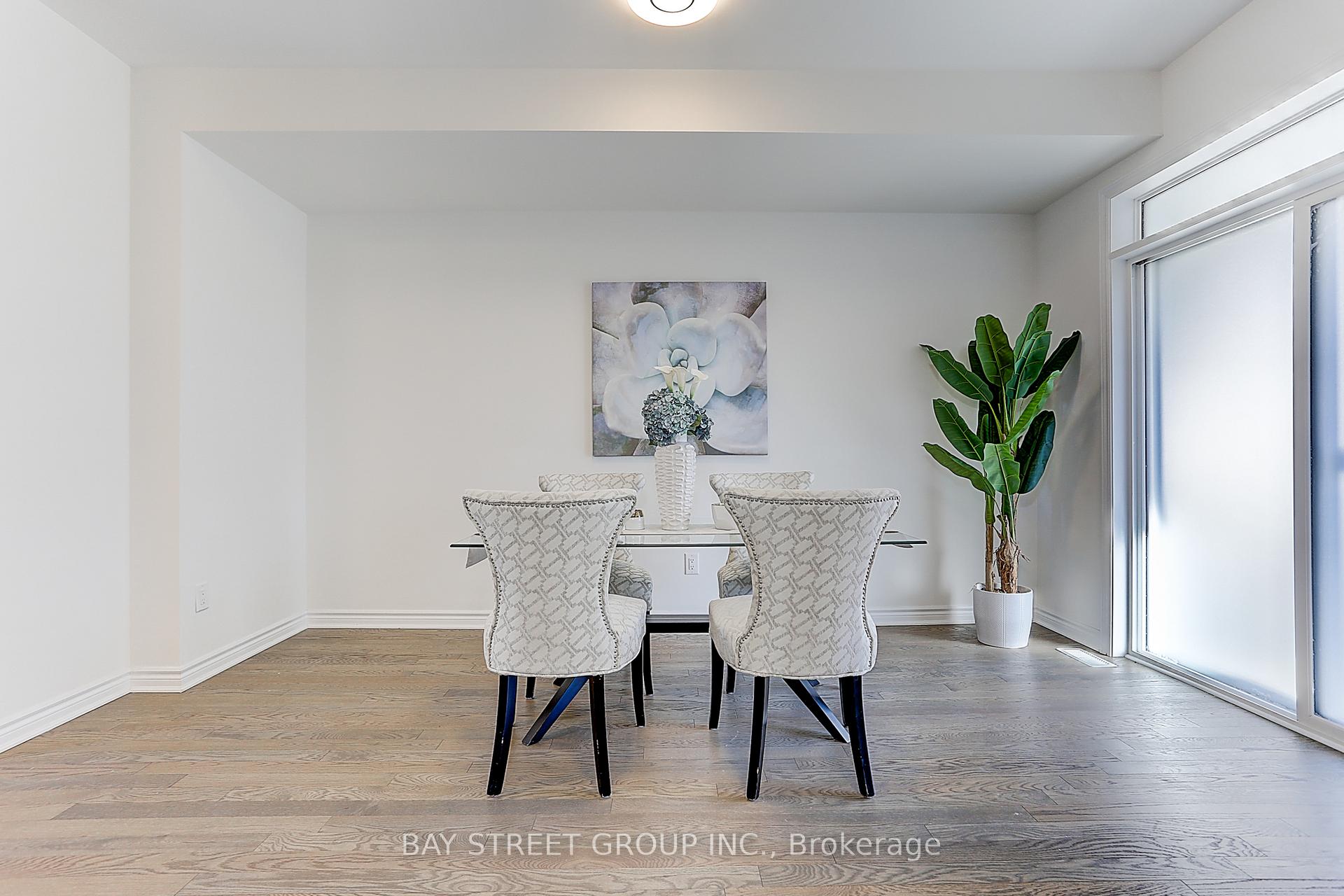 Photo 11 of 12 Chicago Lane, Markham, Wismer — HOMEH